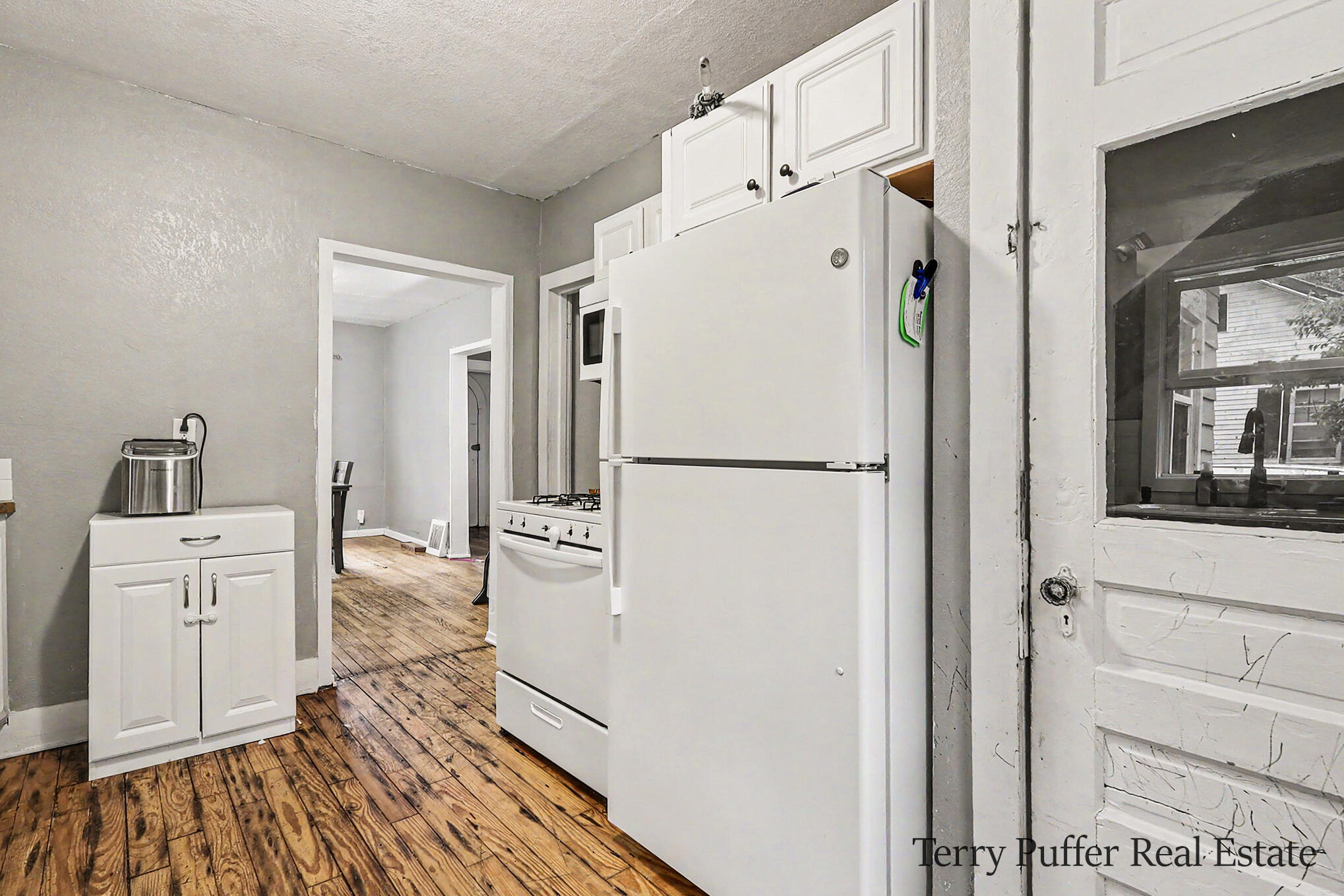 488 W Southern Avenue Muskegon MI 49441
