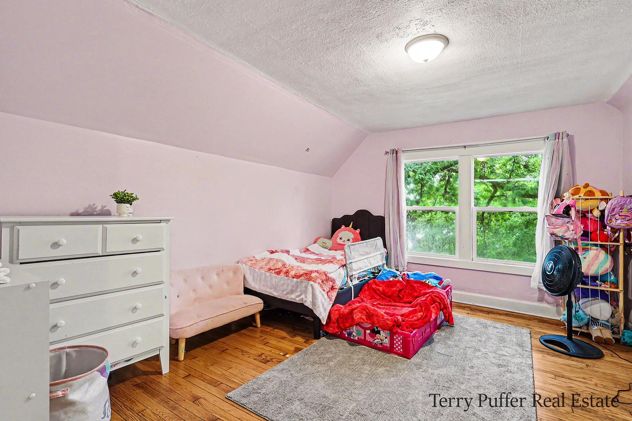 488 W Southern Avenue Muskegon MI 49441