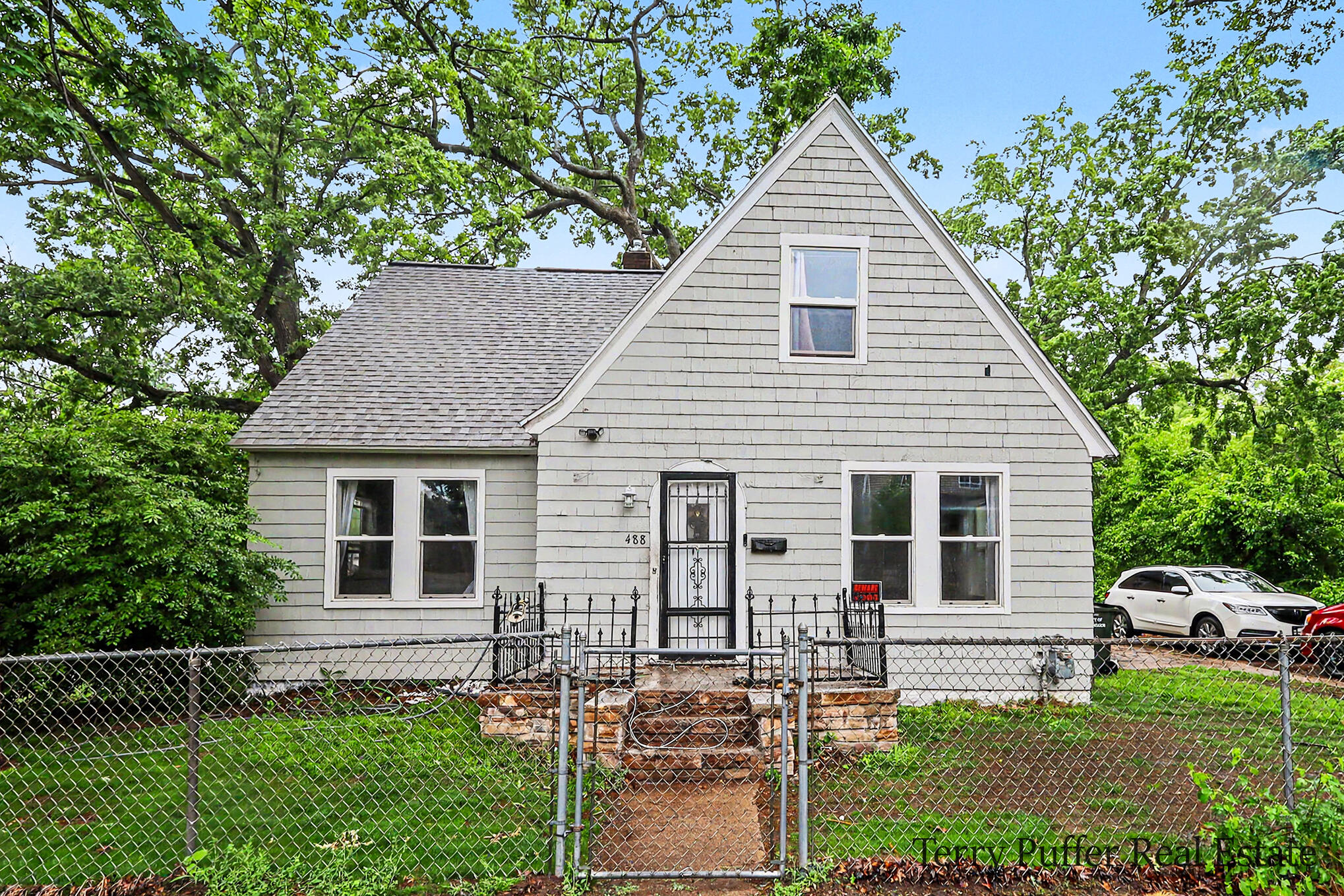 488 W Southern Avenue Muskegon MI 49441