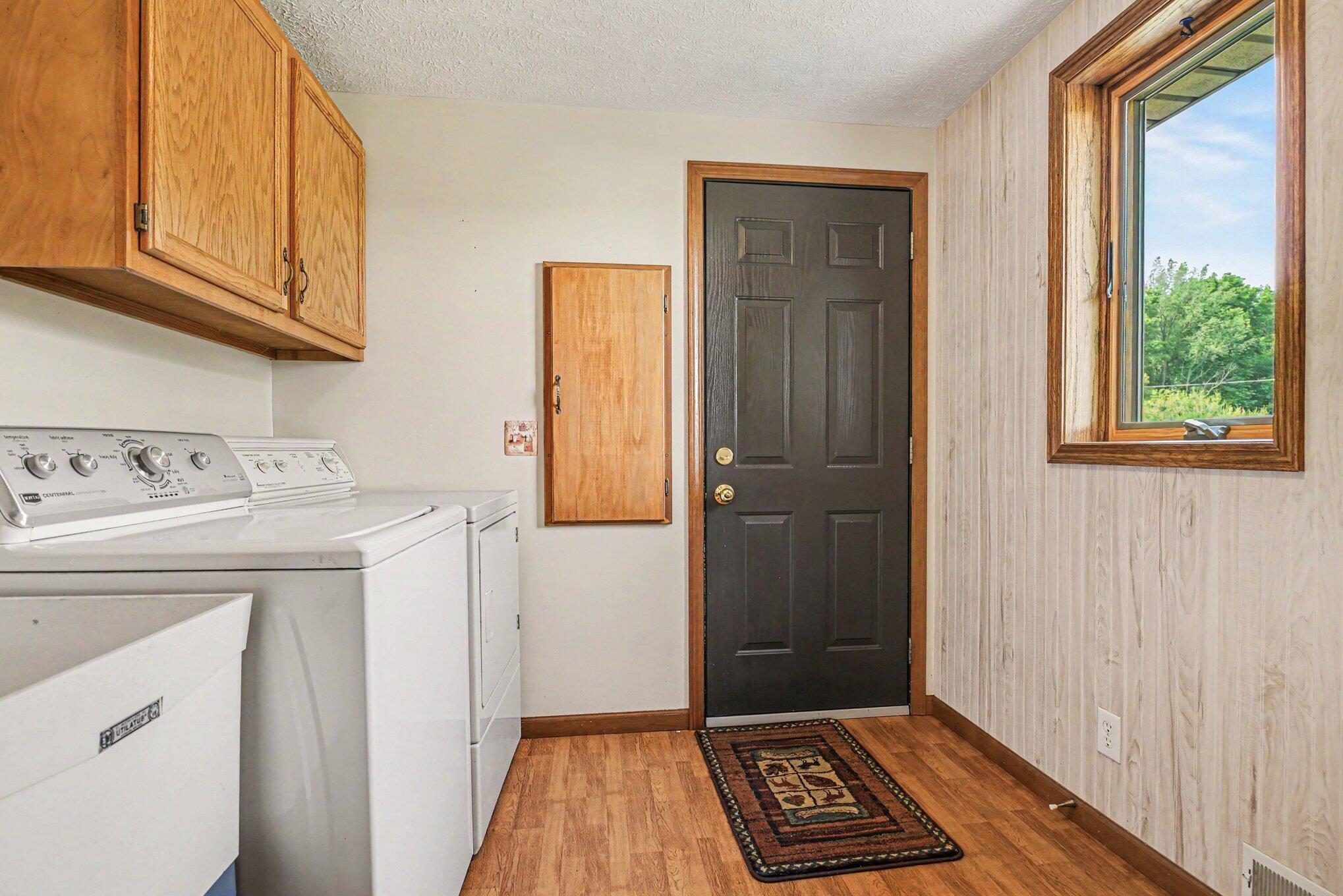 69728 Calvin Center Road Cassopolis MI 49031