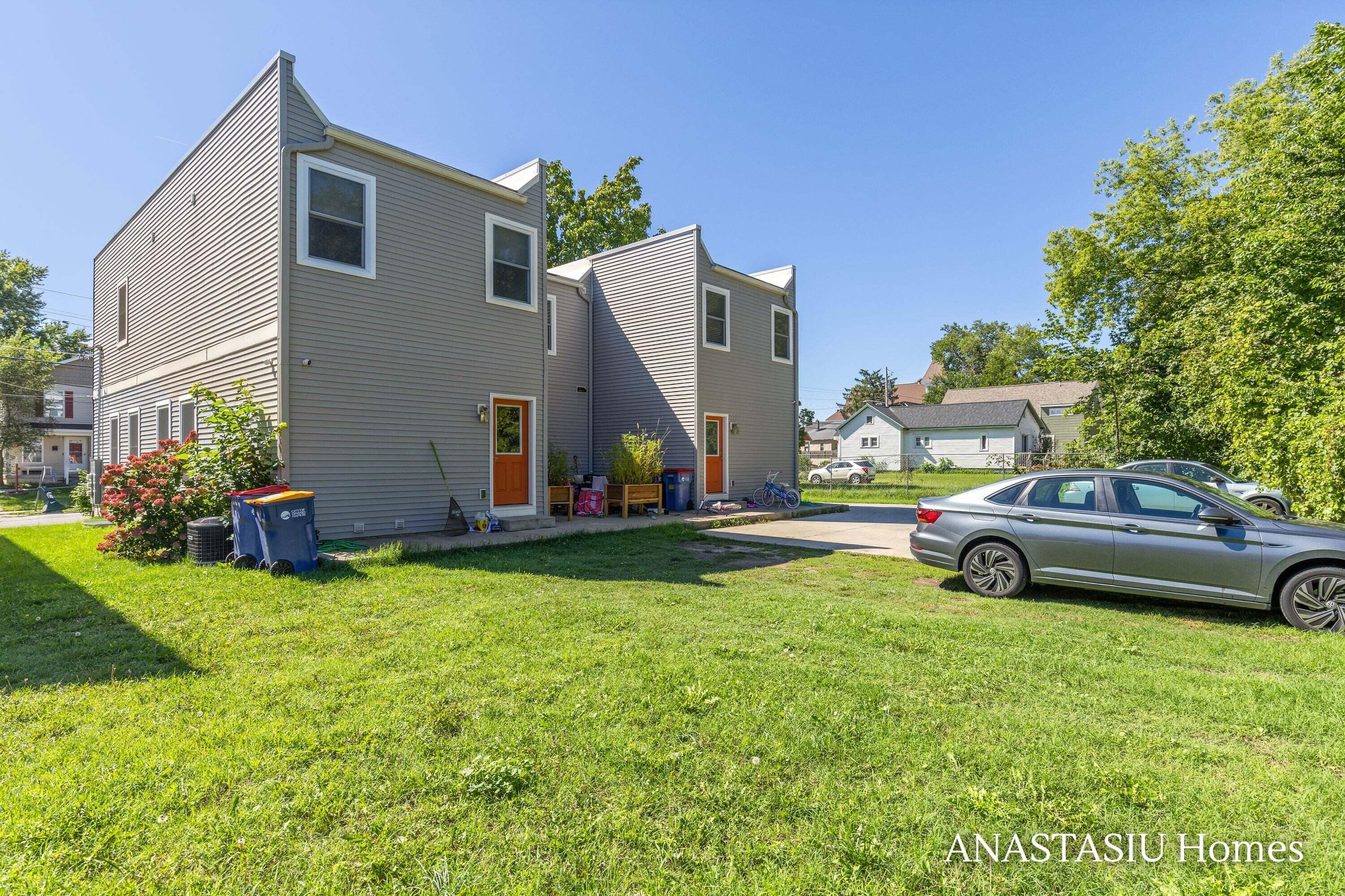 735 Bates Street SE Grand Rapids MI 49503