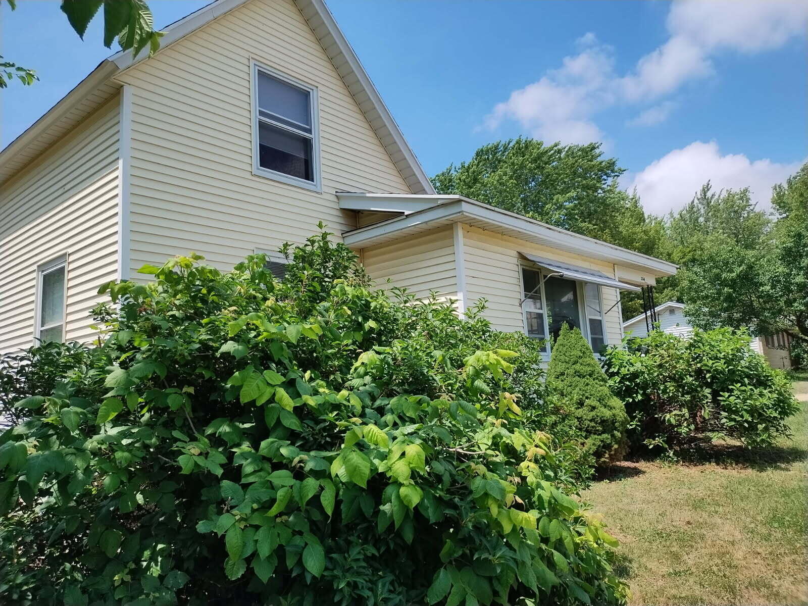 354 Country Club Road Holland MI 49423