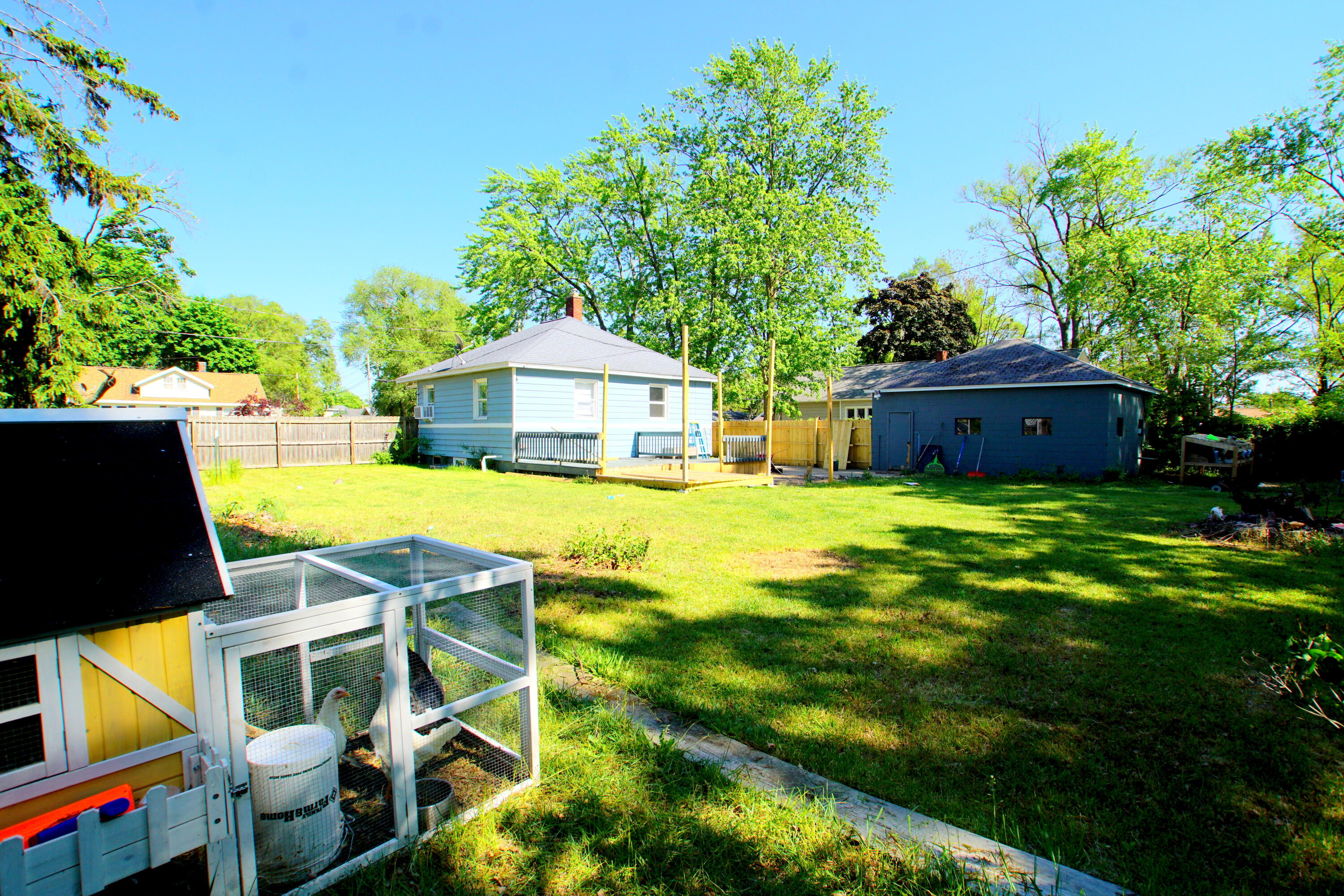 1719 Huizenga Street Muskegon MI 49442