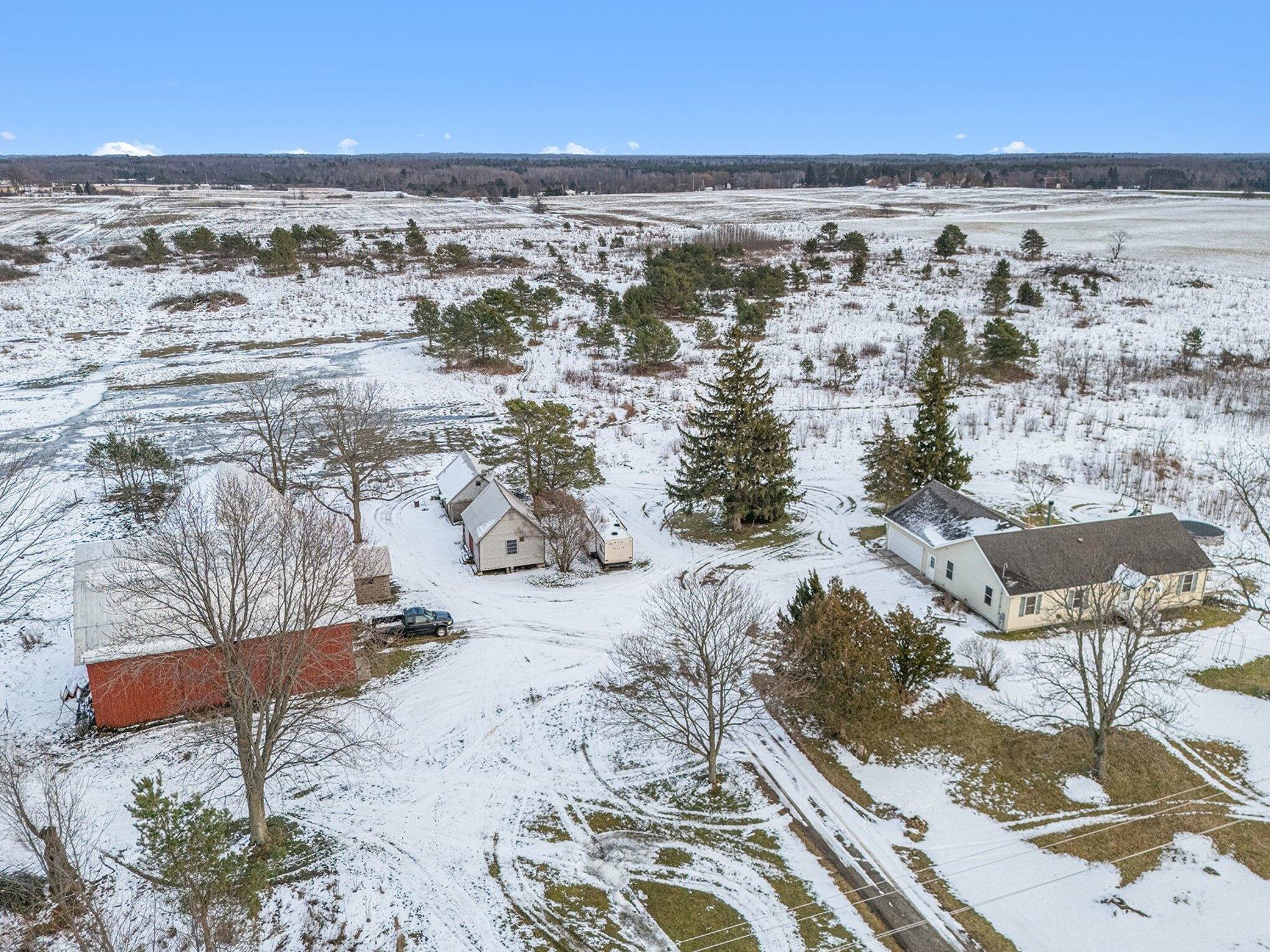 4646 N Anderson Road Ludington MI 49431
