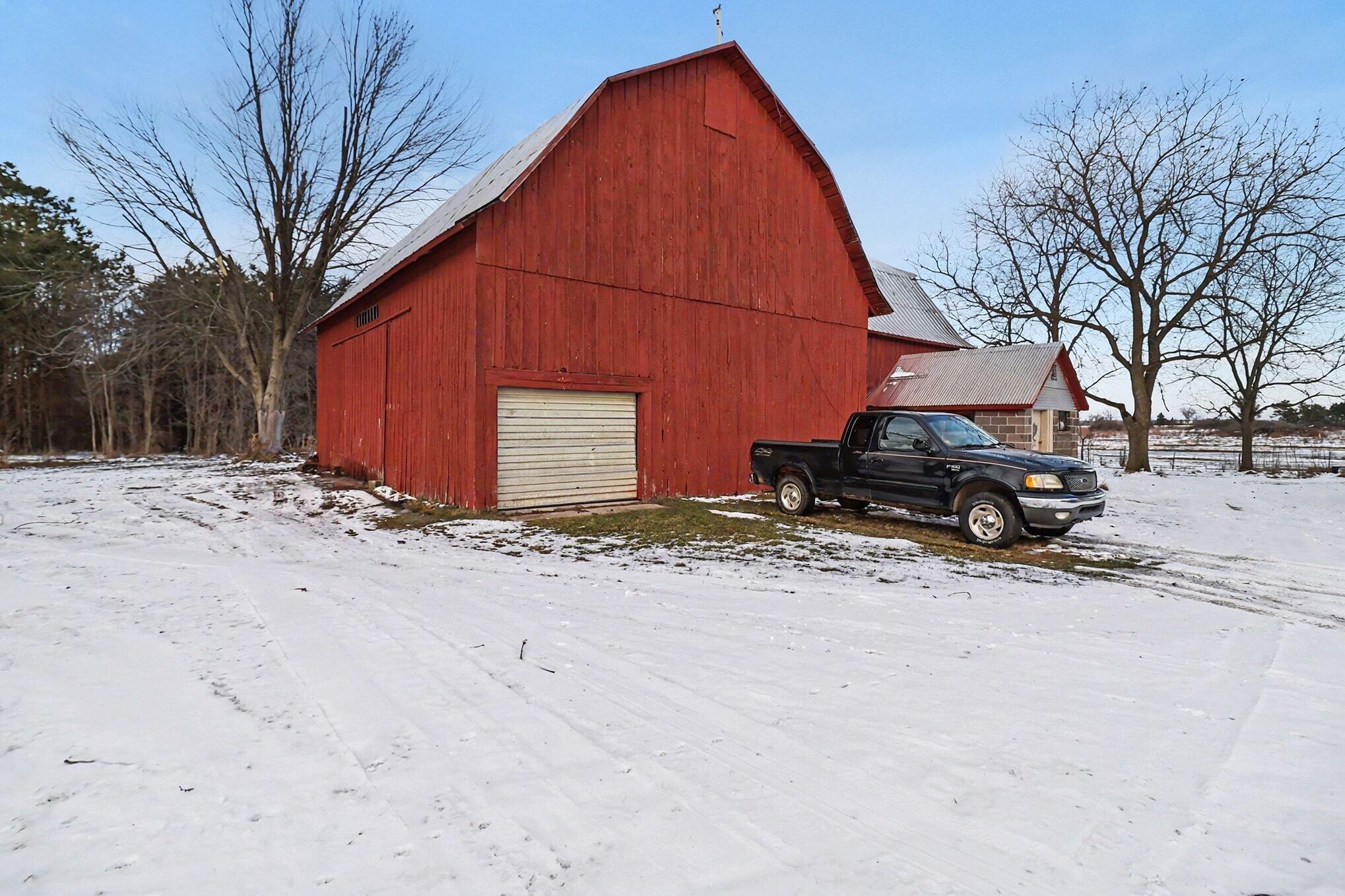 4646 N Anderson Road Ludington MI 49431
