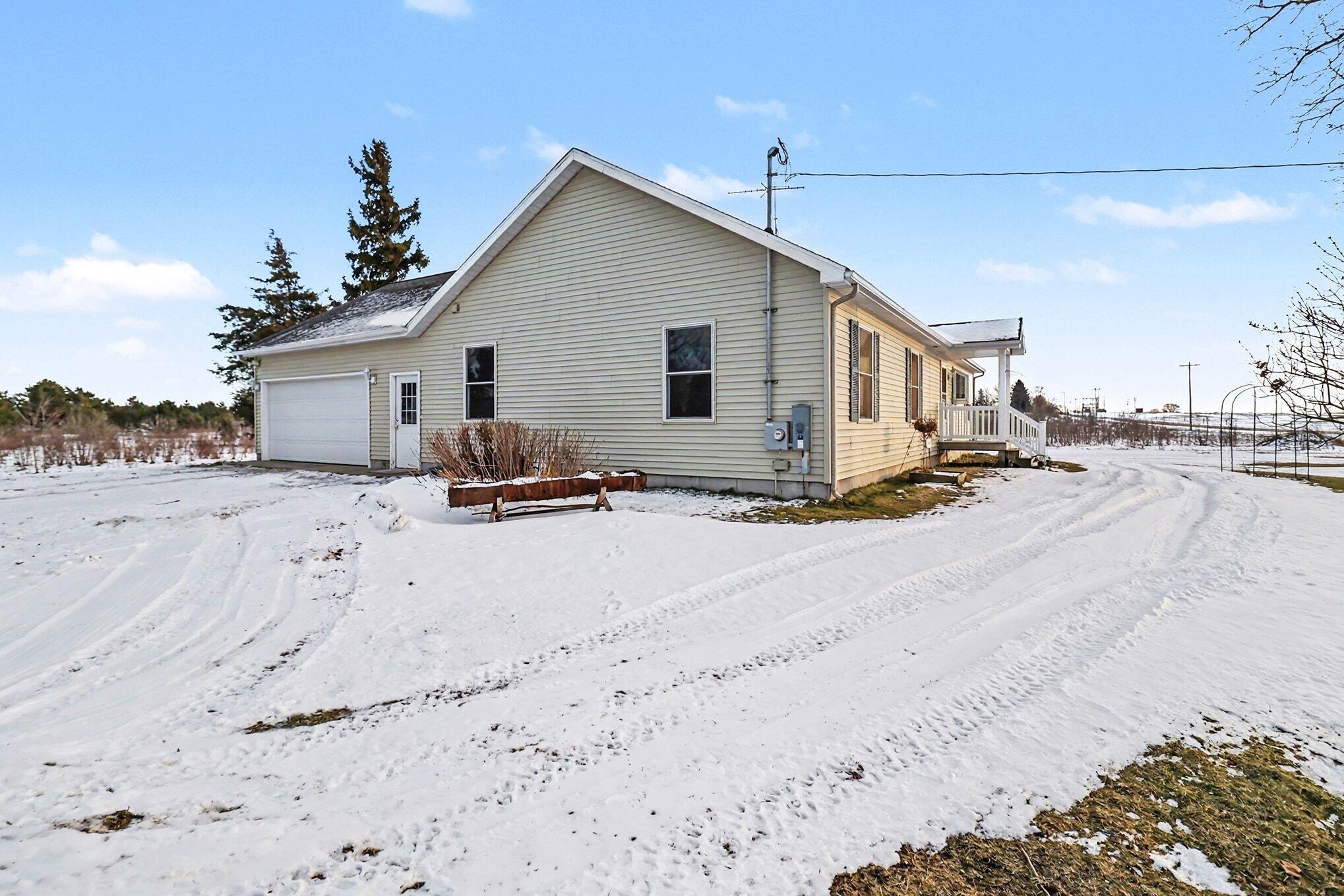 4646 N Anderson Road Ludington MI 49431