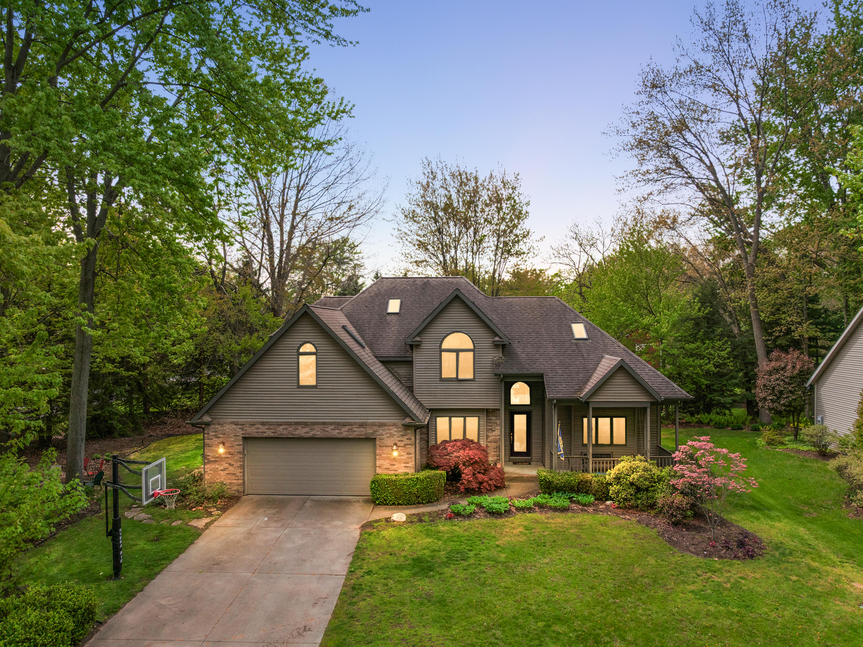 2110 Wooded Way Stevensville MI 49127