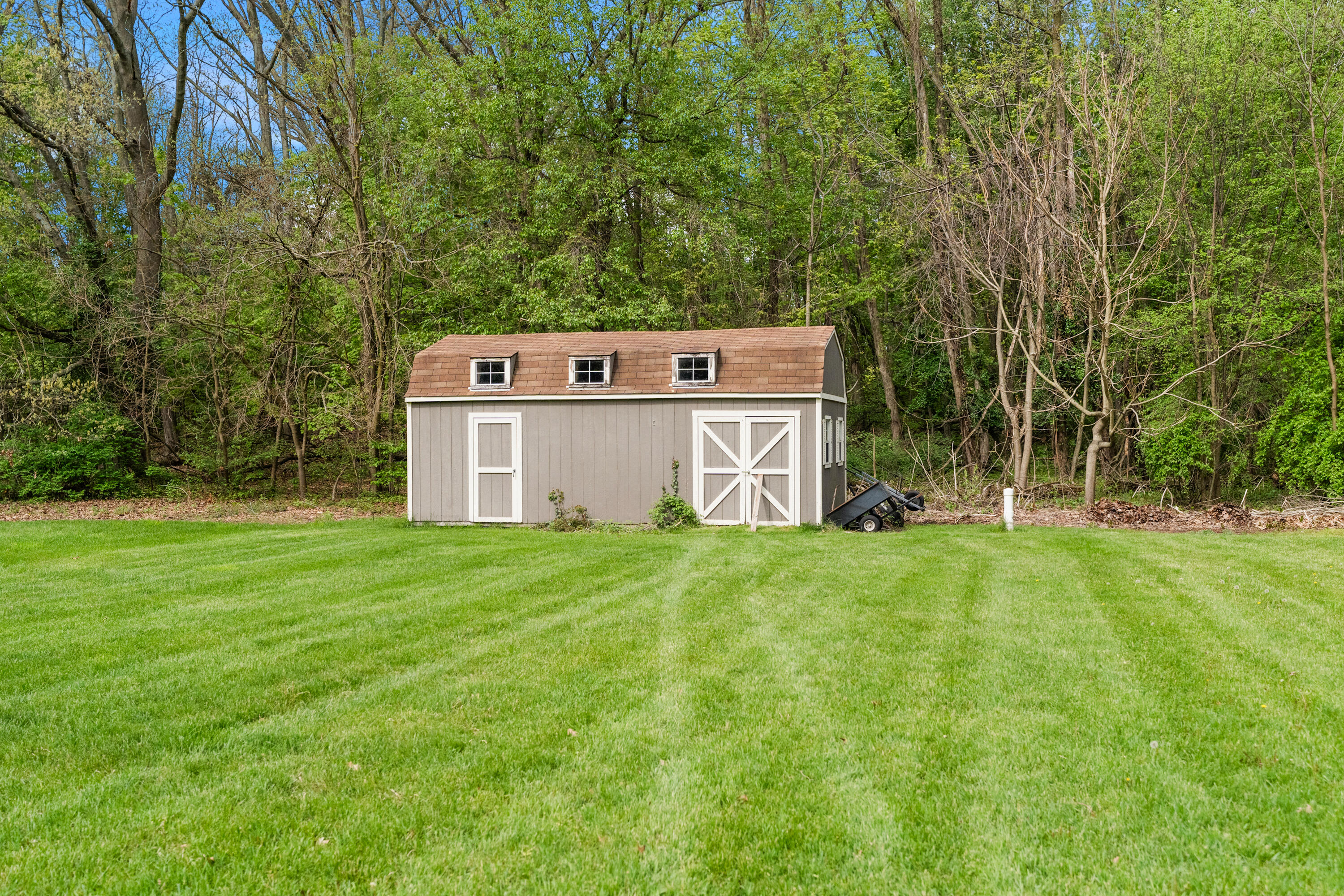 2110 Wooded Way Stevensville MI 49127