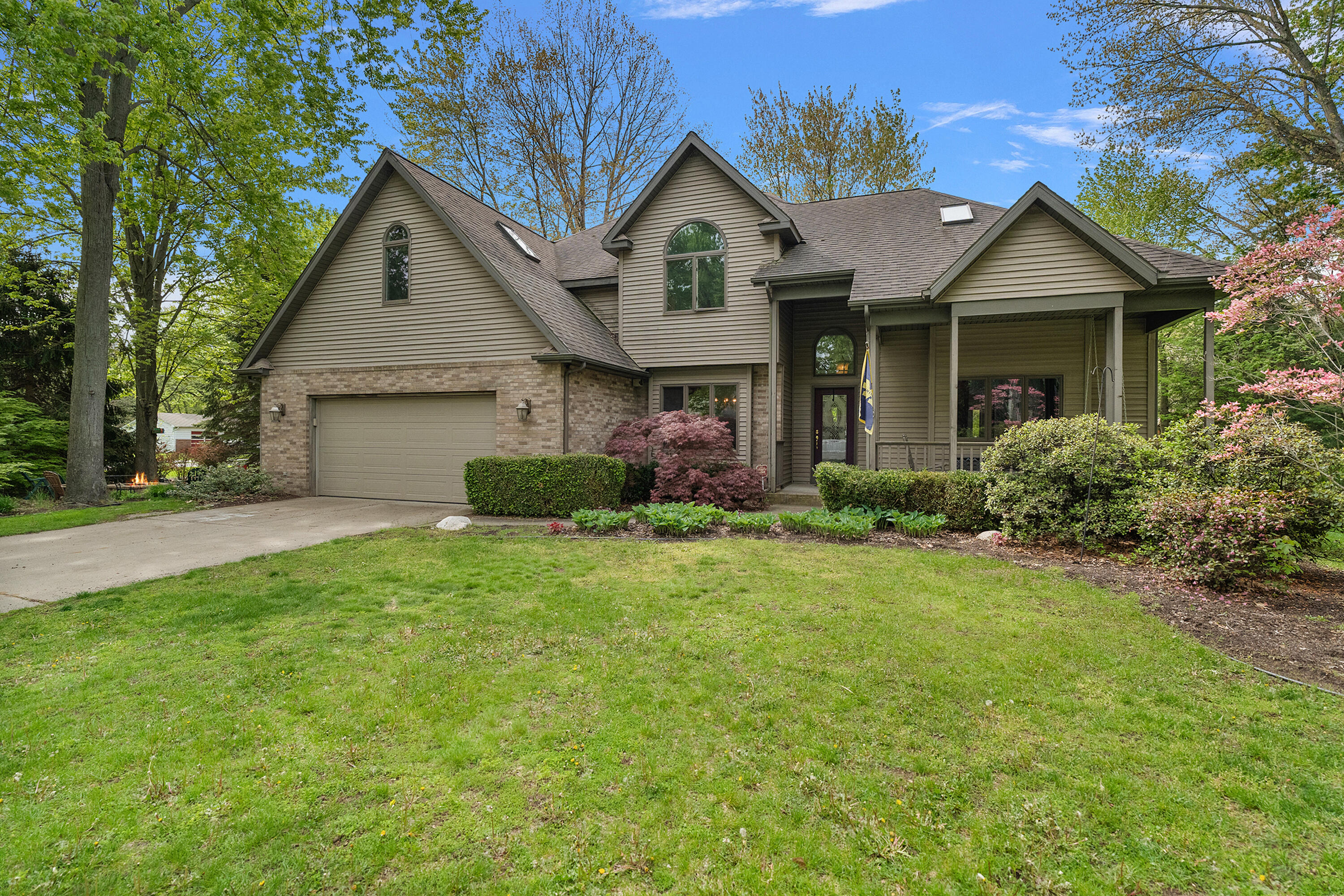2110 Wooded Way Stevensville MI 49127