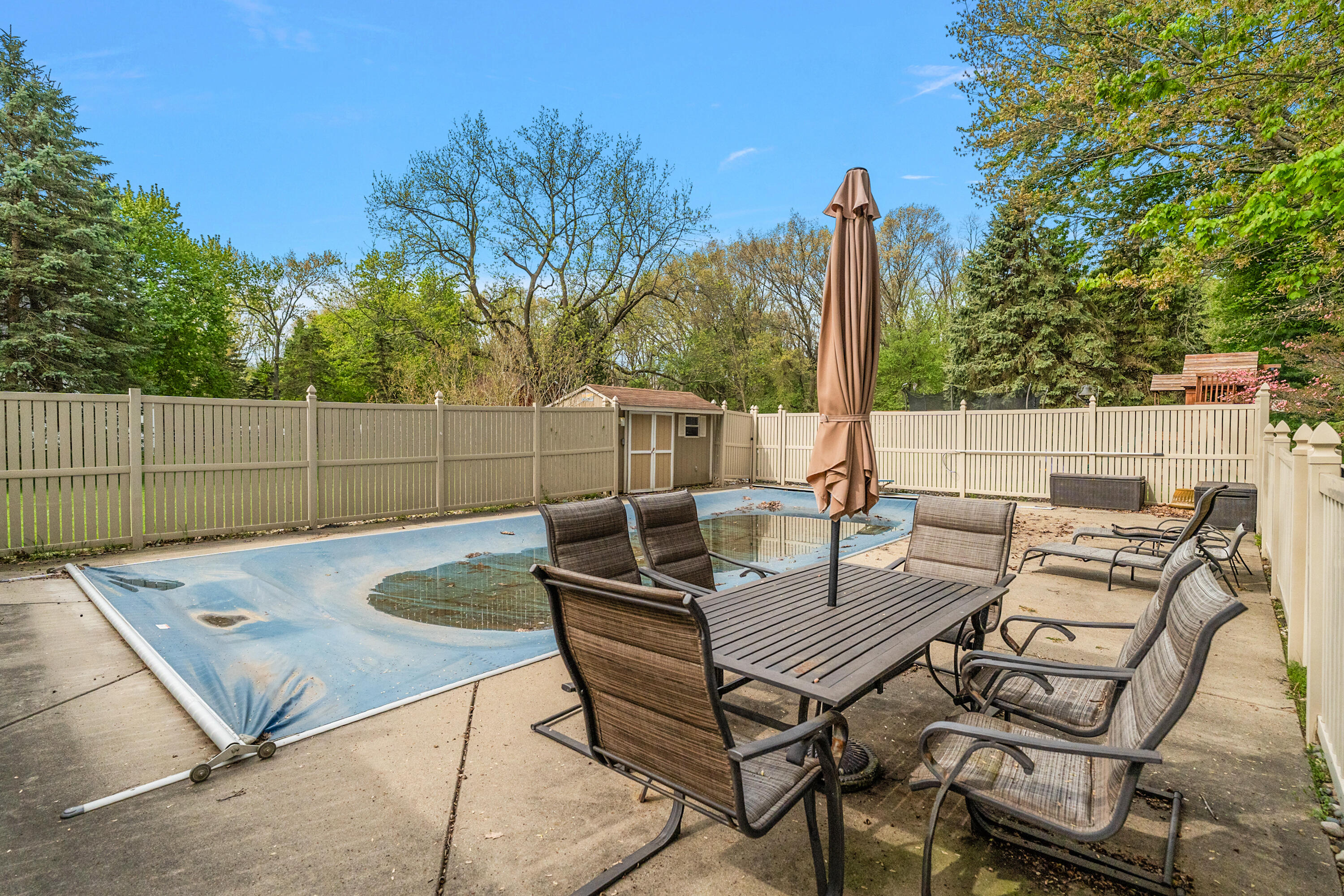2110 Wooded Way Stevensville MI 49127