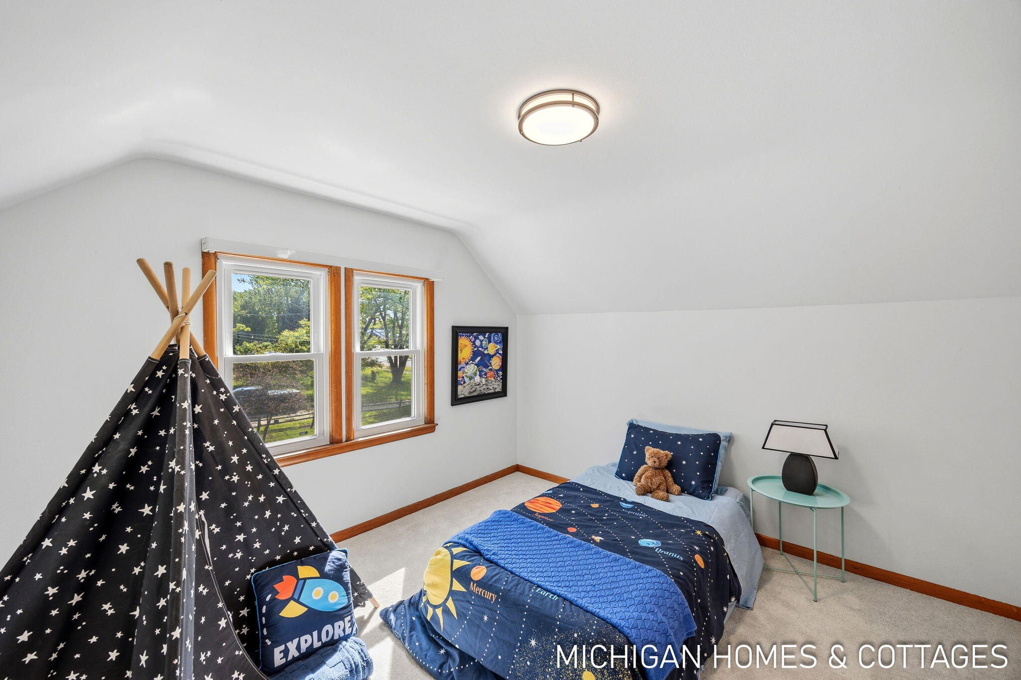 10671 Chicago Drive Zeeland MI 49464