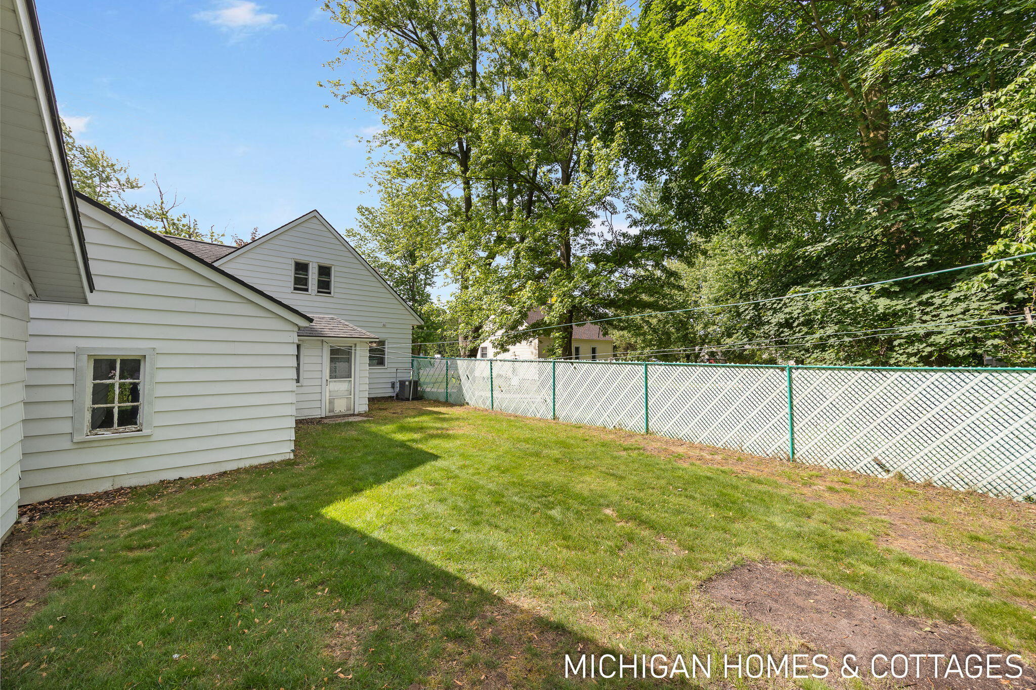 10671 Chicago Drive Zeeland MI 49464