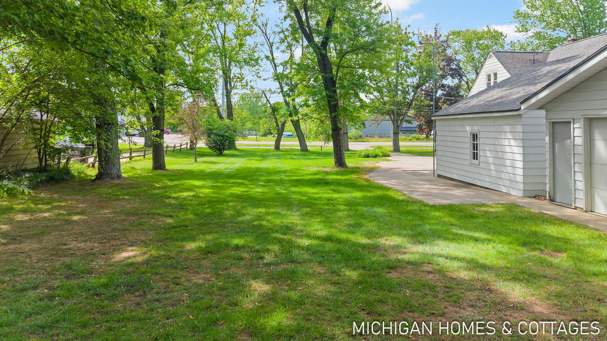 10671 Chicago Drive Zeeland MI 49464