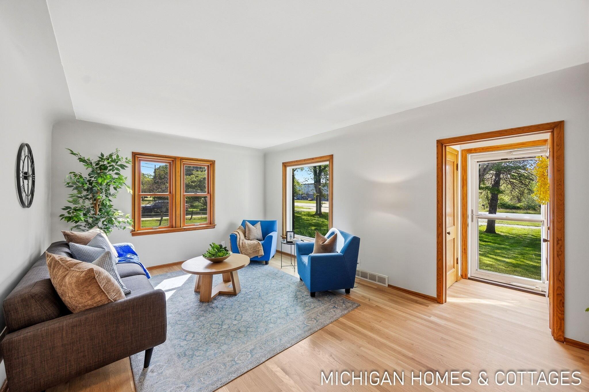 10671 Chicago Drive Zeeland MI 49464