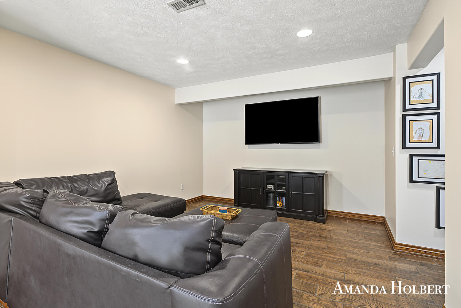 7841 Cidermill Drive SE Grand Rapids MI 49508