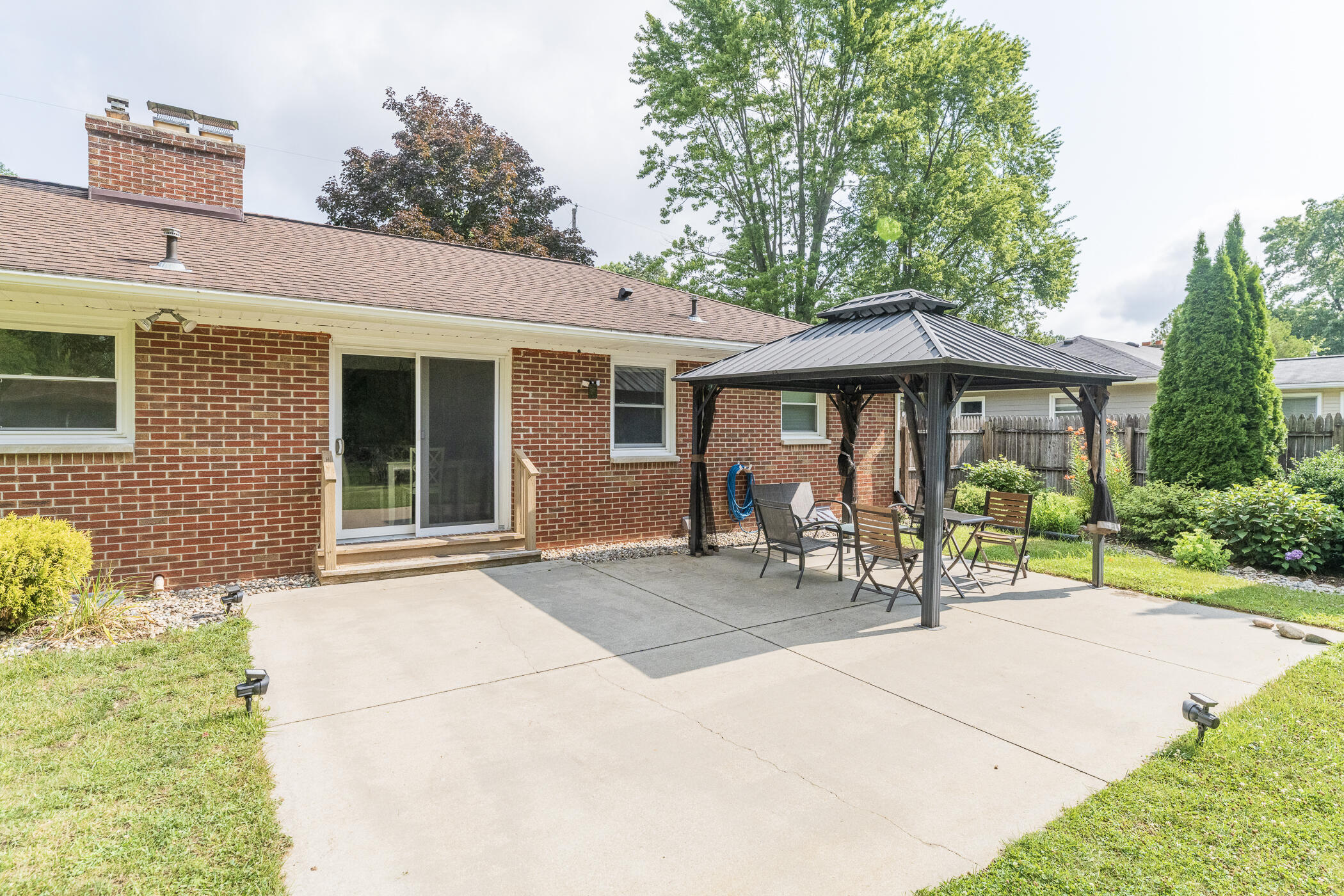 706 Karendale Avenue Portage MI 49002