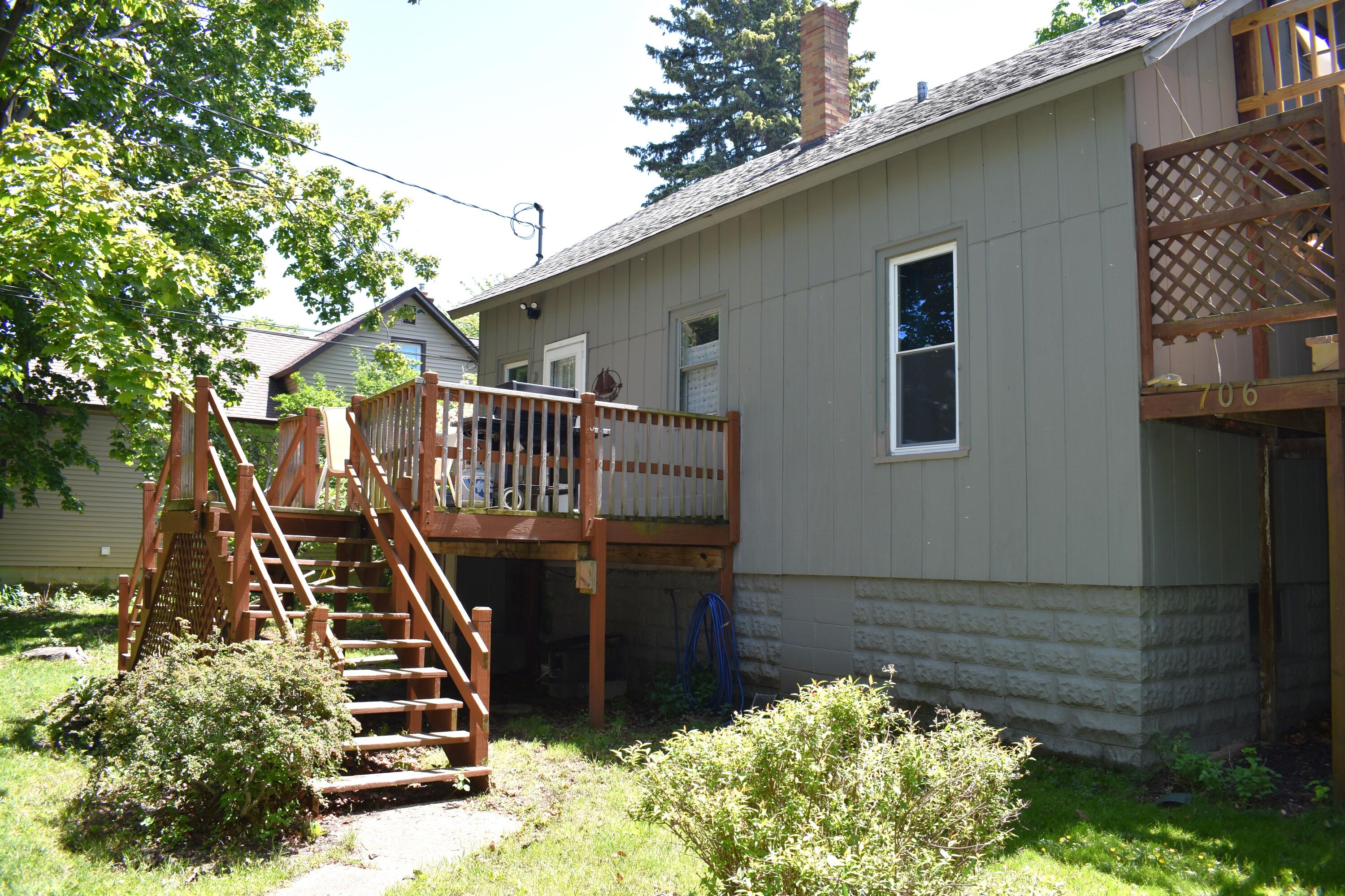 706 W Loomis Street Ludington MI 49431
