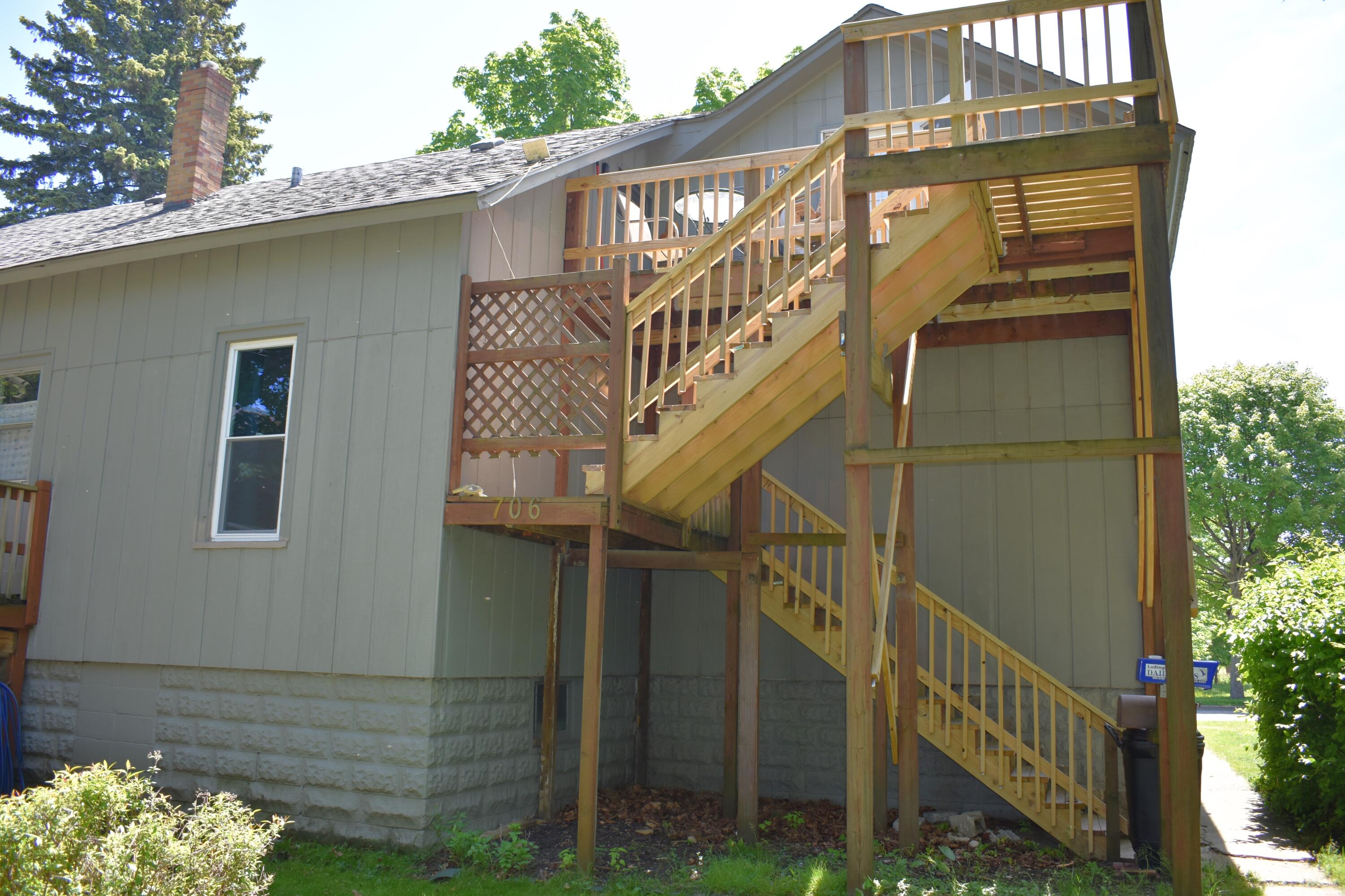706 W Loomis Street Ludington MI 49431