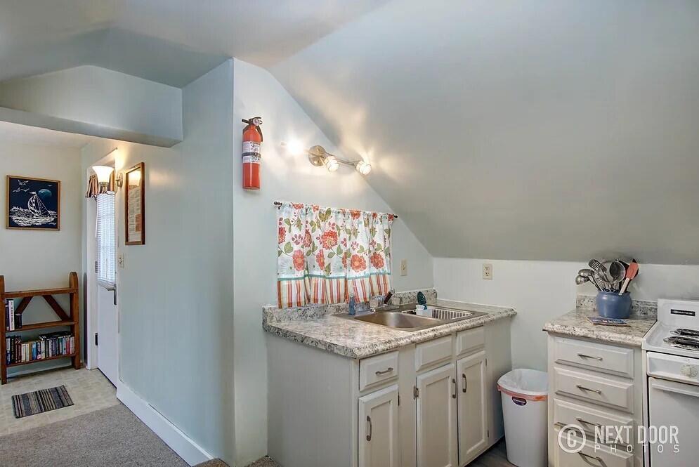 706 W Loomis Street Ludington MI 49431