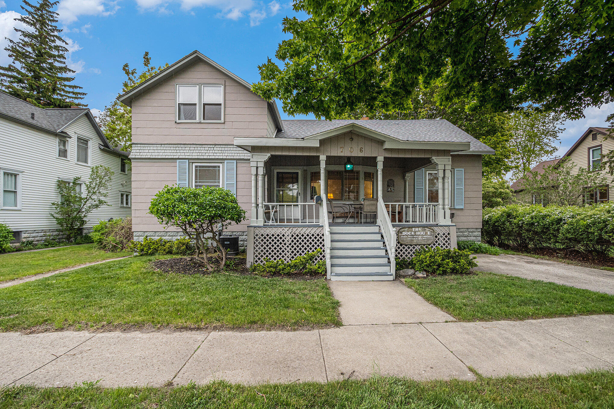 706 W Loomis Street Ludington MI 49431