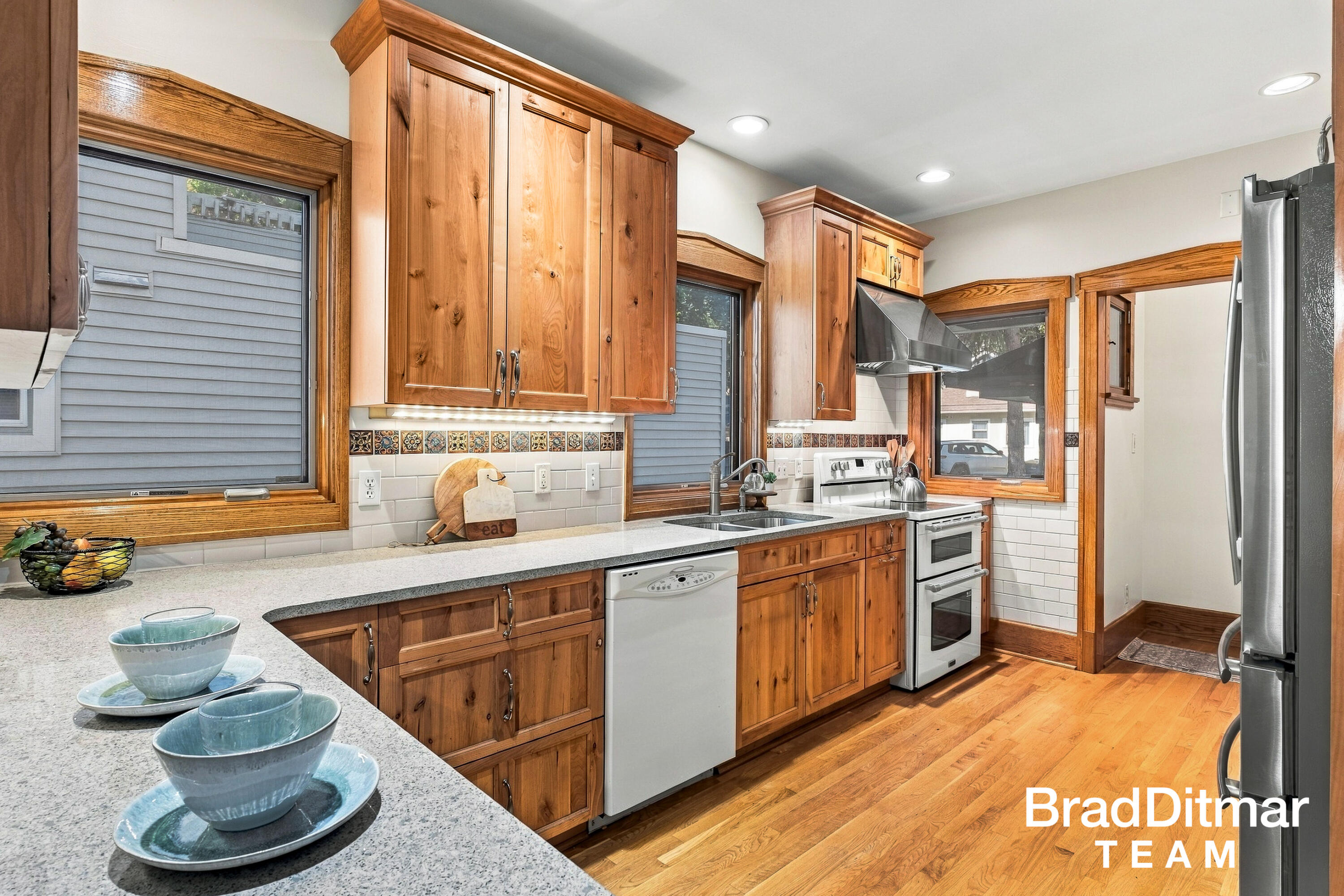 423 Rosewood Avenue SE East Grand Rapids MI 49506