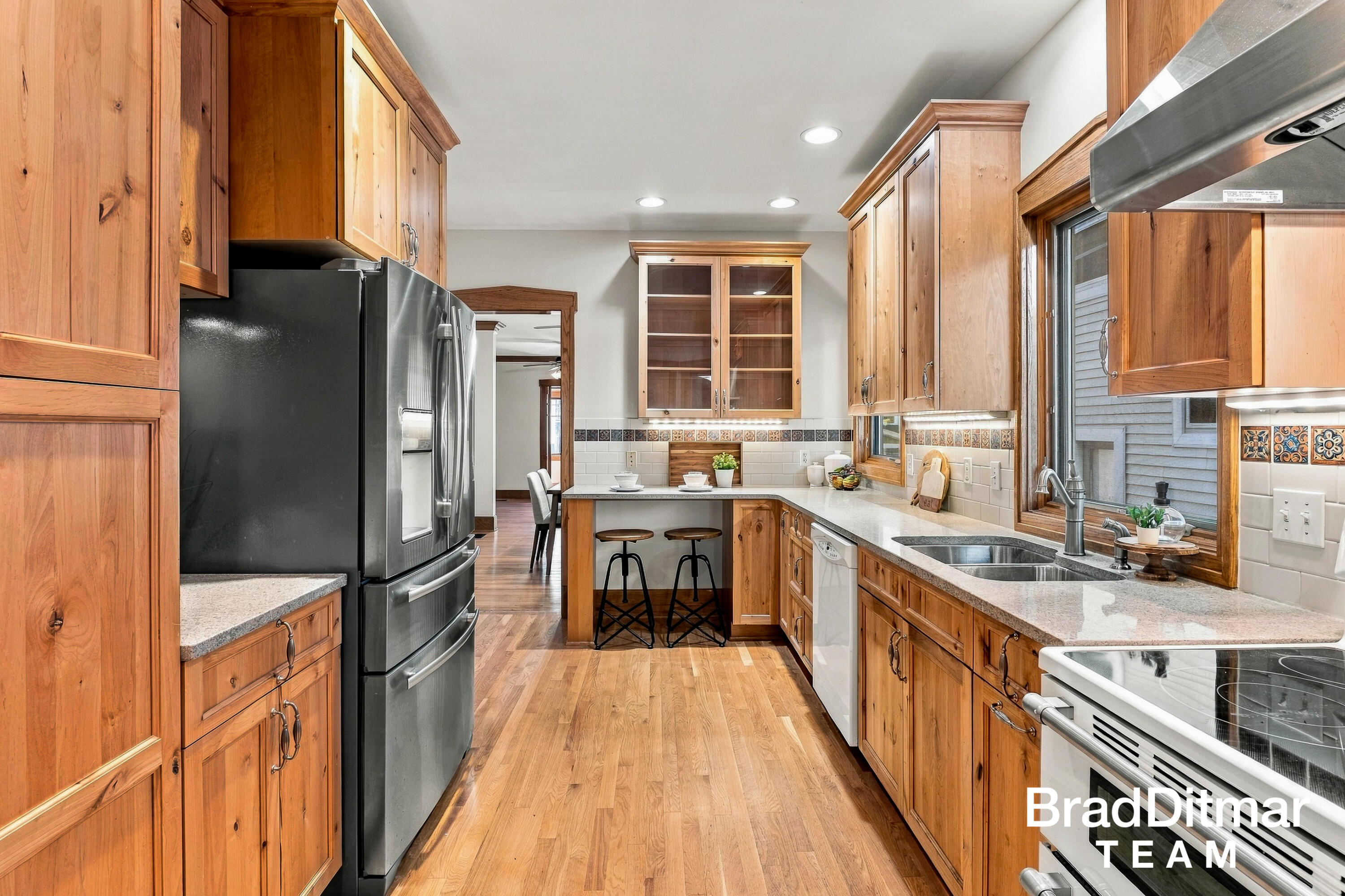 423 Rosewood Avenue SE East Grand Rapids MI 49506