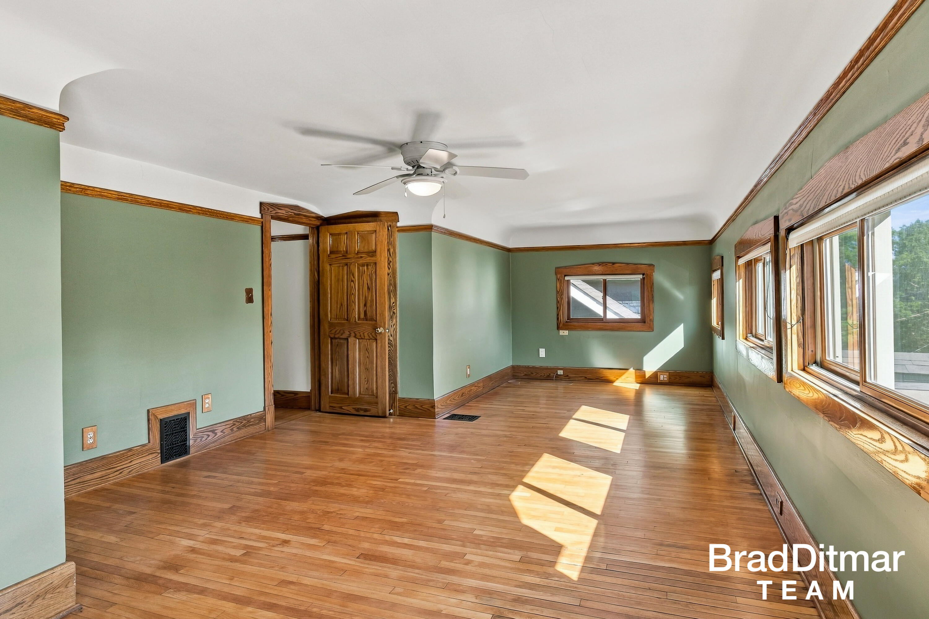 423 Rosewood Avenue SE East Grand Rapids MI 49506
