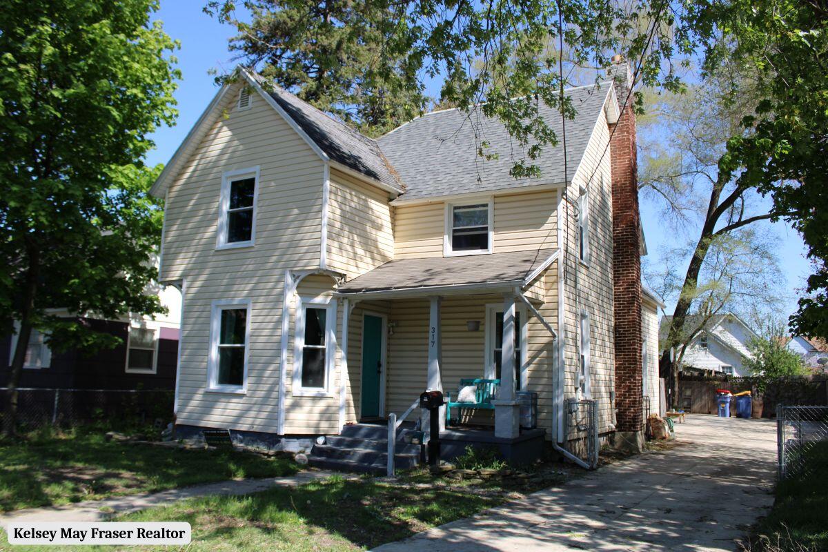317 Brown Street SE Grand Rapids MI 49507
