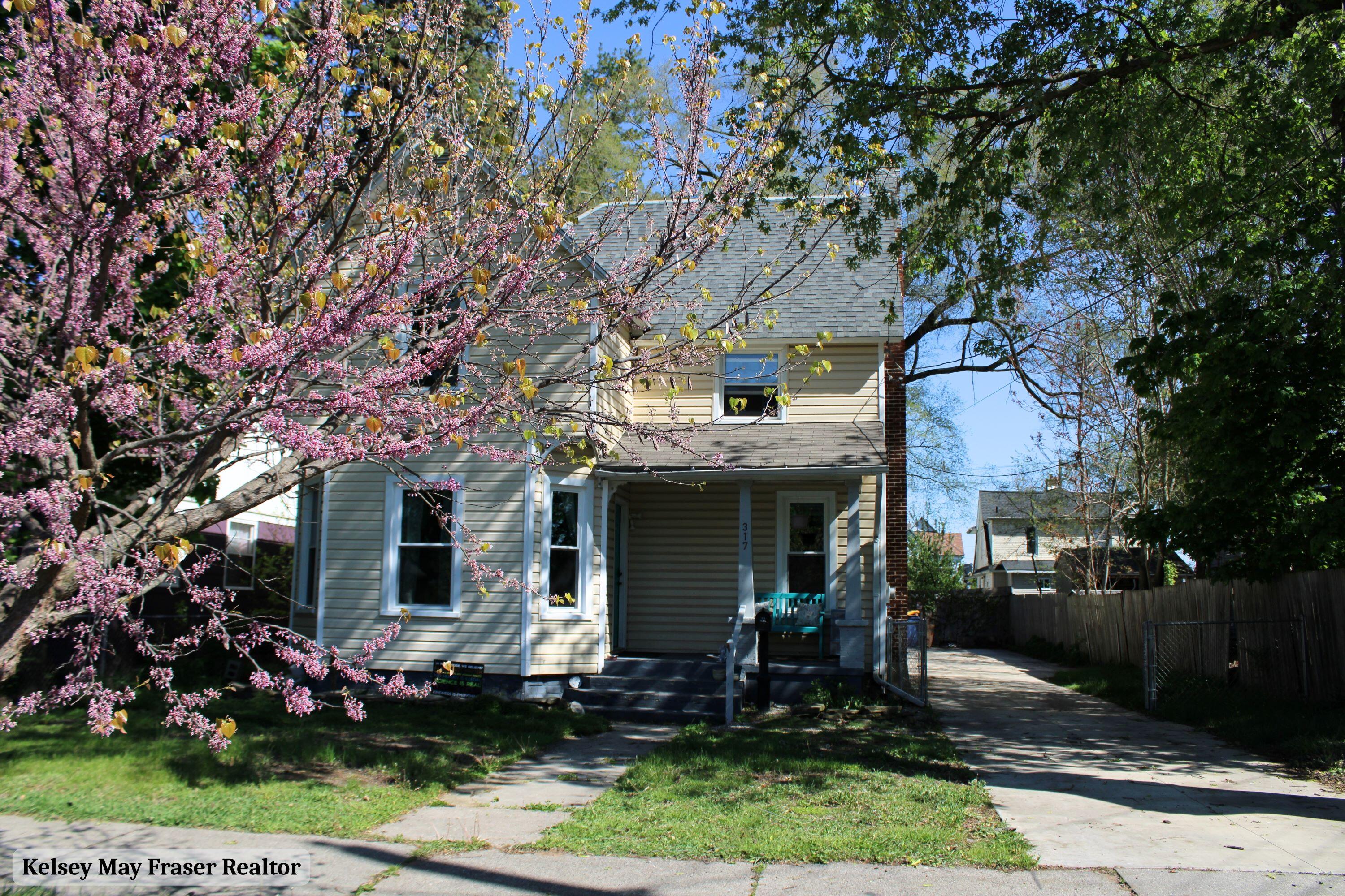 317 Brown Street SE Grand Rapids MI 49507