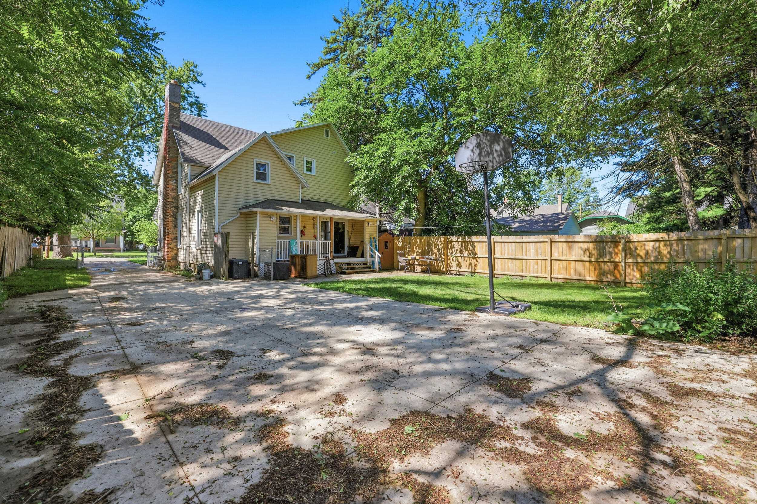 317 Brown Street SE Grand Rapids MI 49507