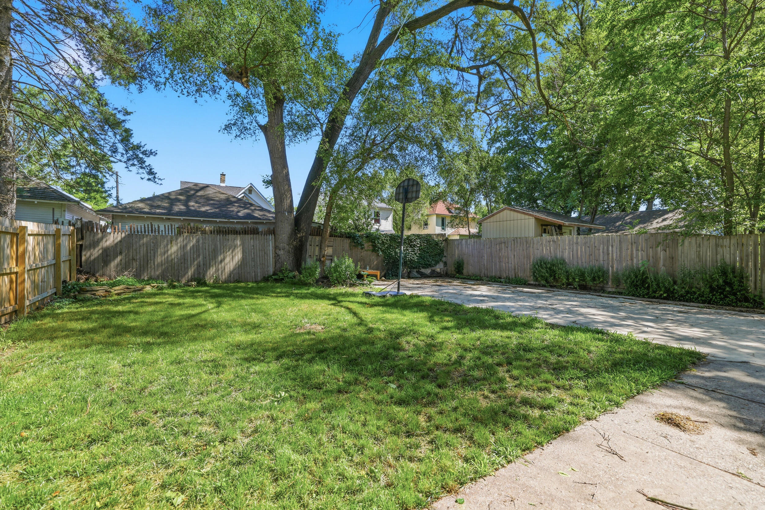 317 Brown Street SE Grand Rapids MI 49507