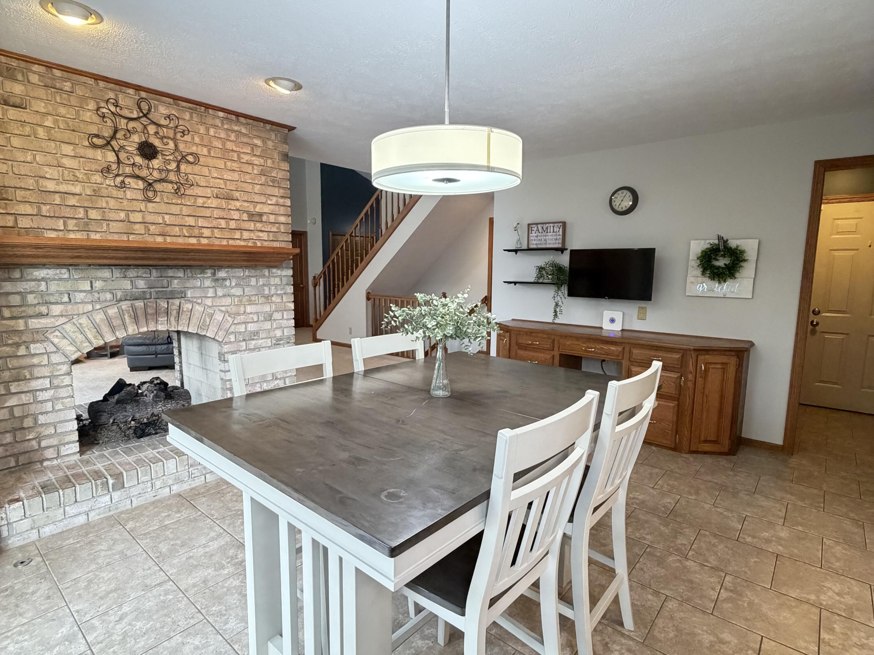 2547 Moerland Drive NW Grand Rapids MI 49504