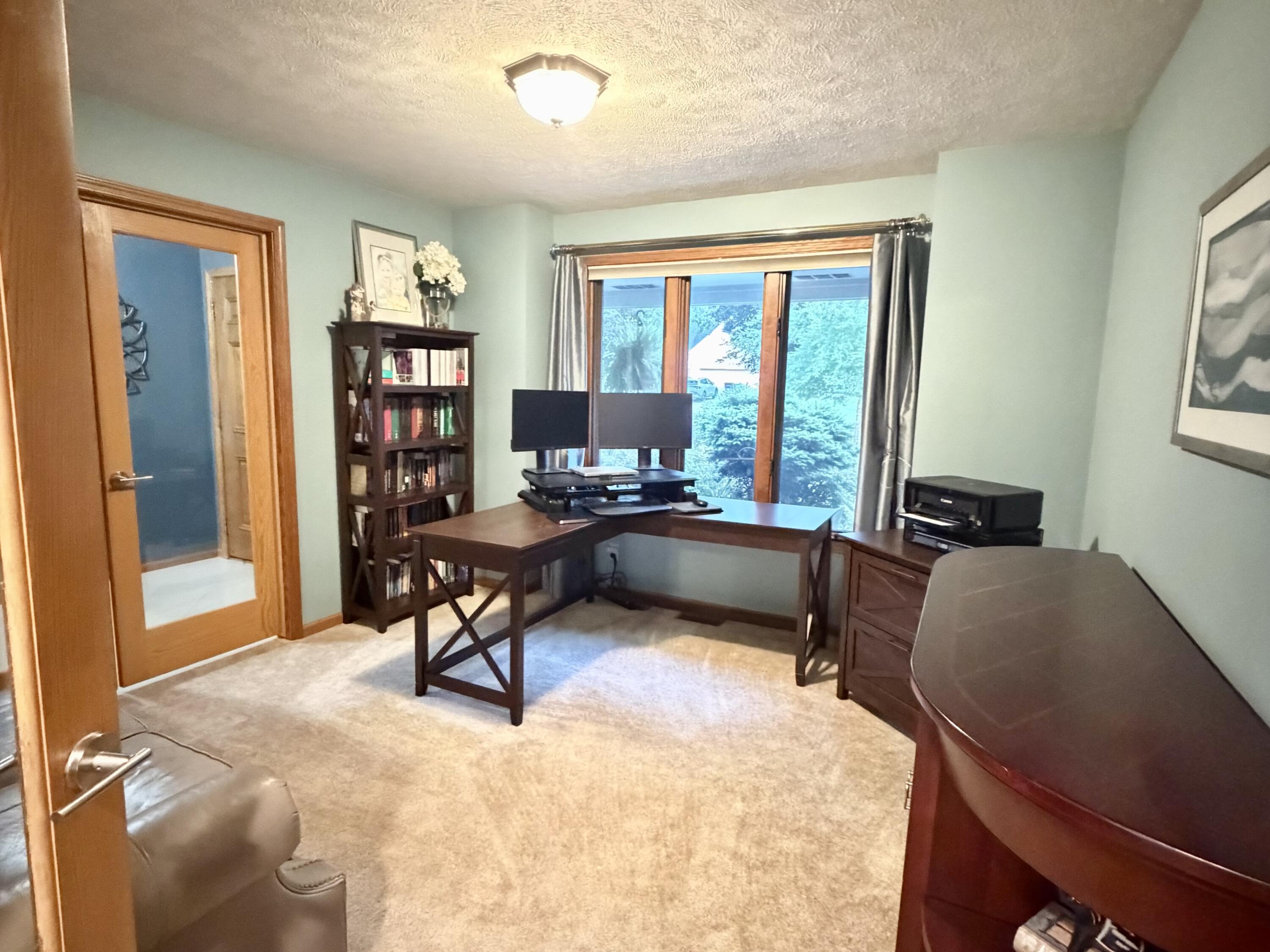 2547 Moerland Drive NW Grand Rapids MI 49504