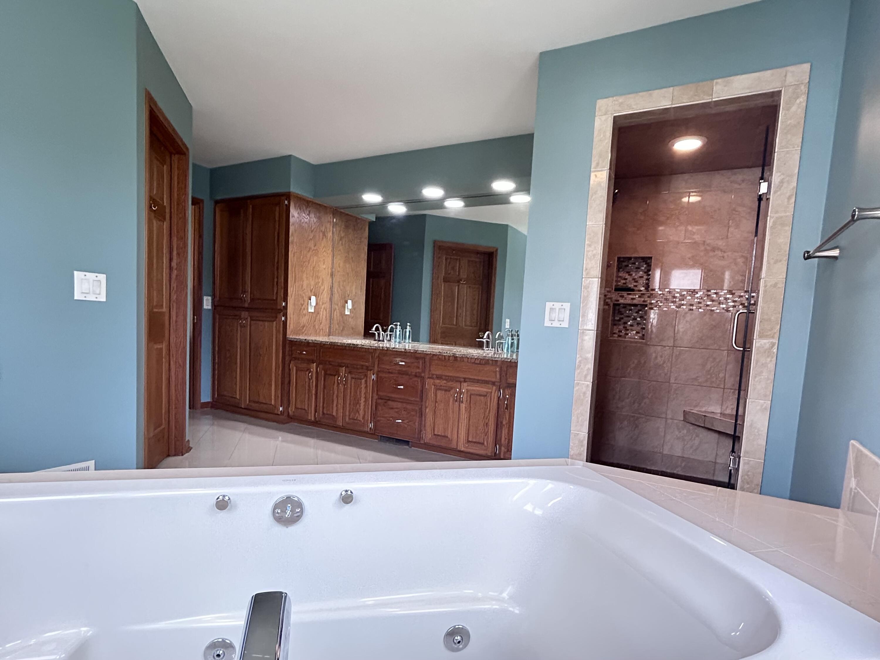 2547 Moerland Drive NW Grand Rapids MI 49504