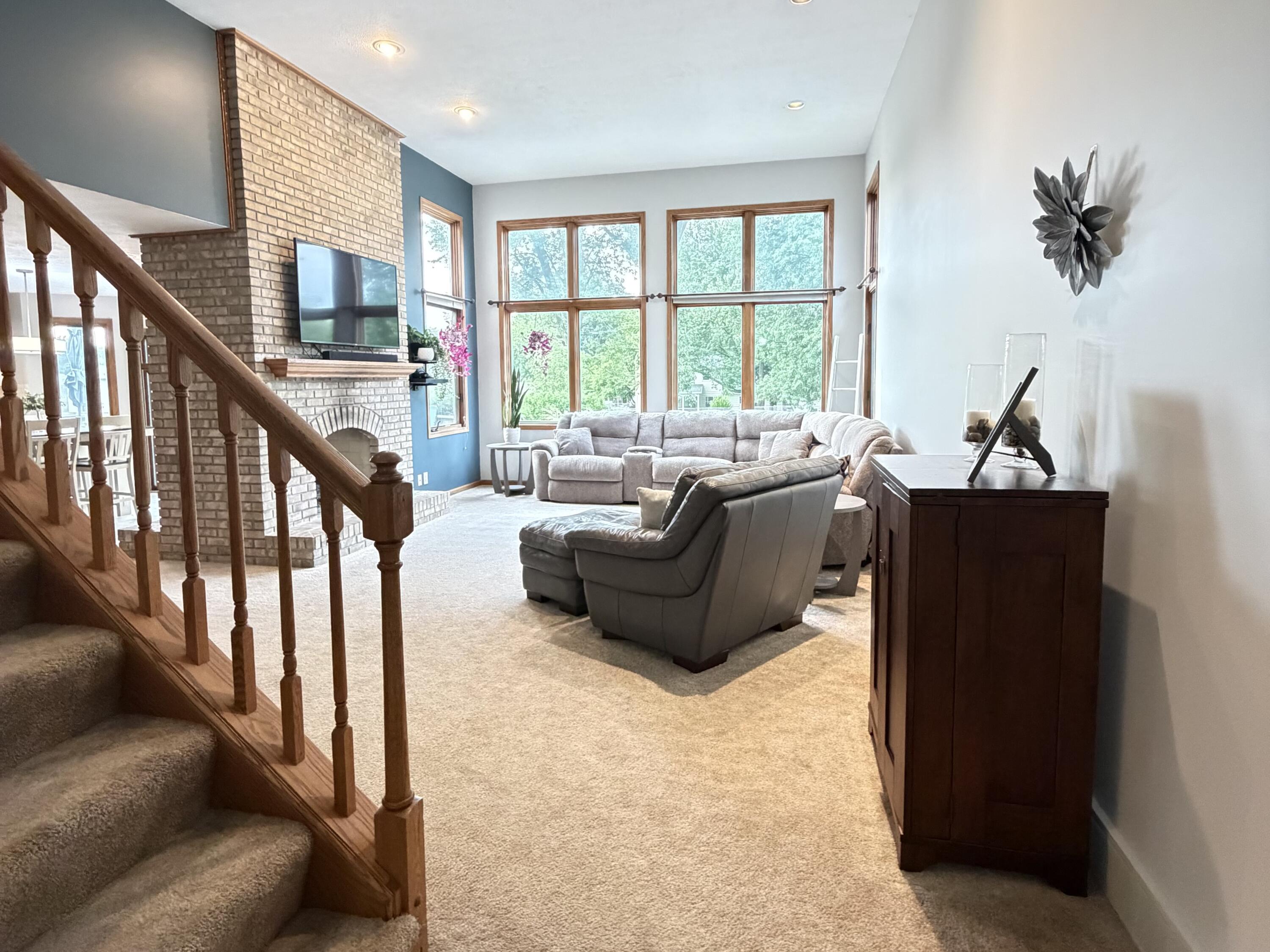2547 Moerland Drive NW Grand Rapids MI 49504