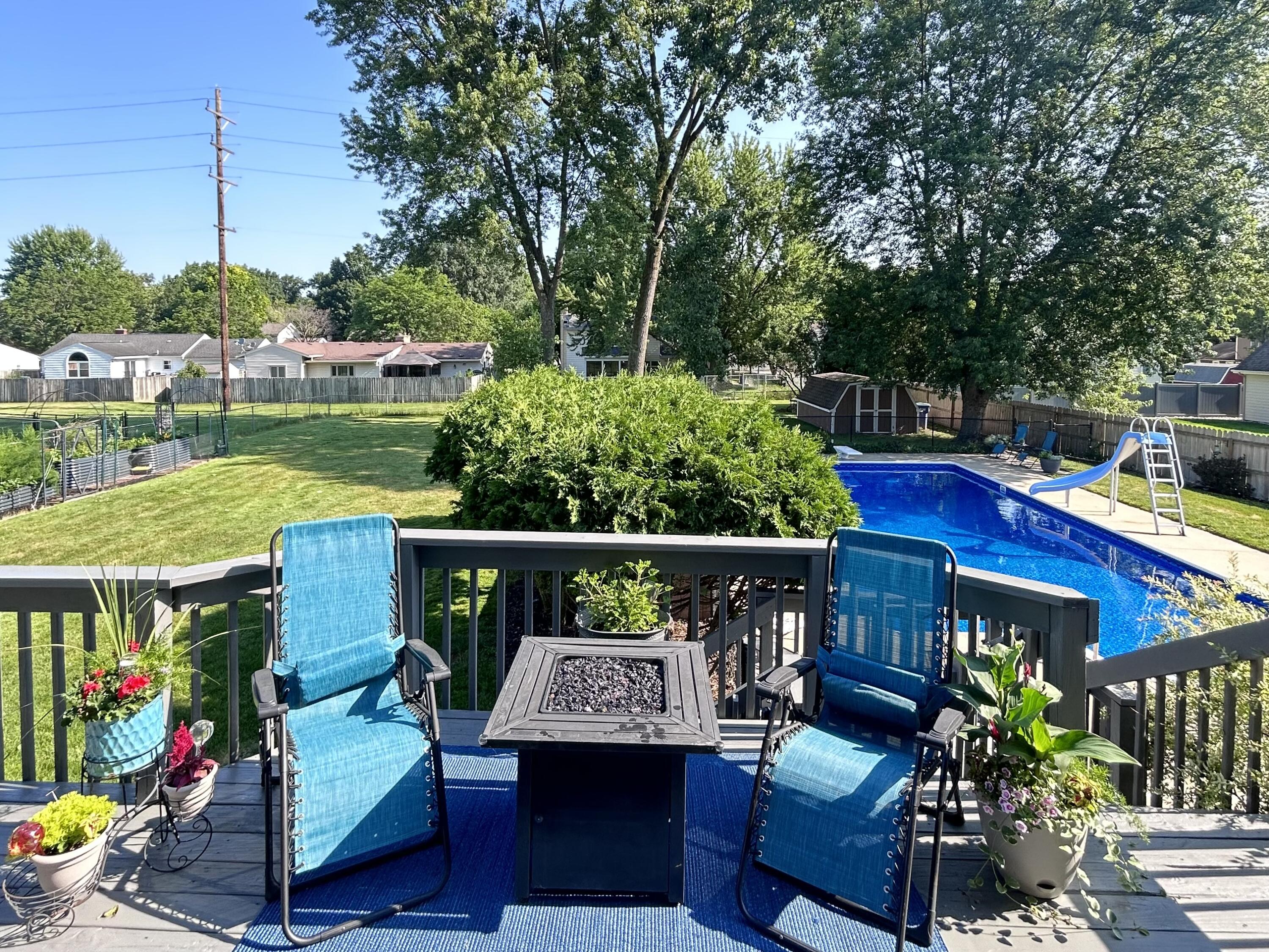 2547 Moerland Drive NW Grand Rapids MI 49504