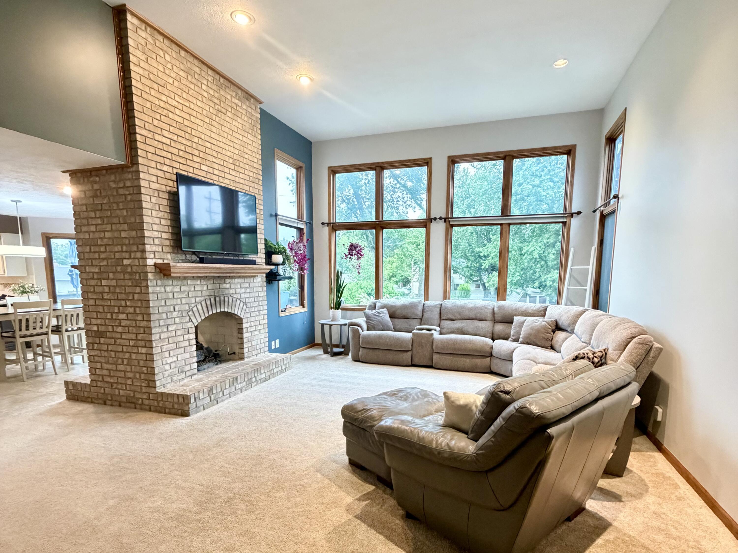 2547 Moerland Drive NW Grand Rapids MI 49504