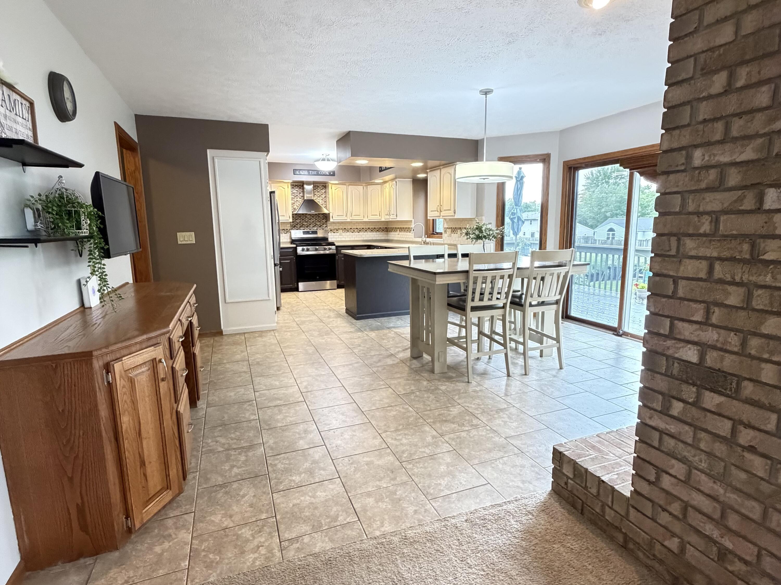 2547 Moerland Drive NW Grand Rapids MI 49504