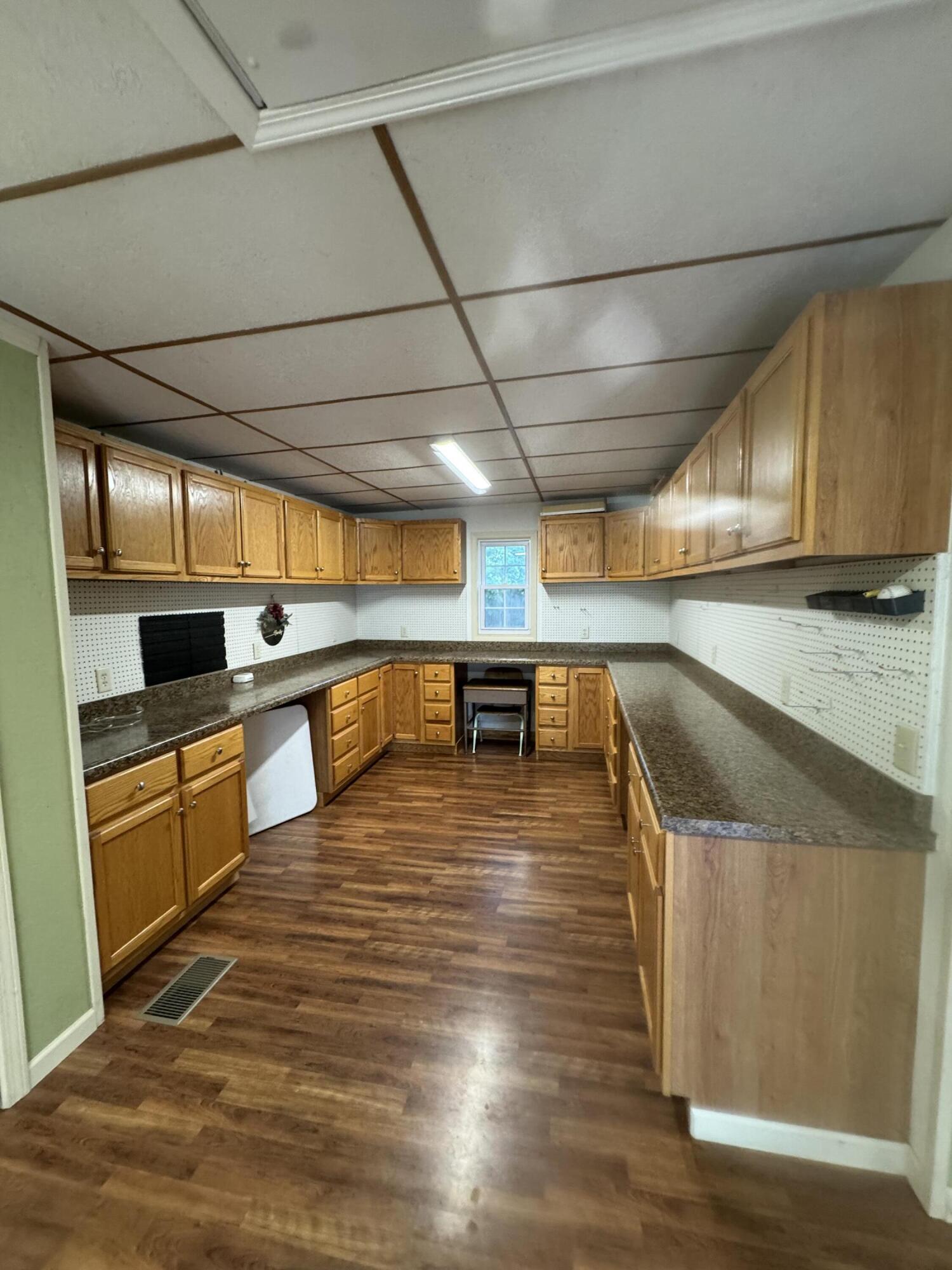 2561 Lake Shore Drive Niles MI 49120