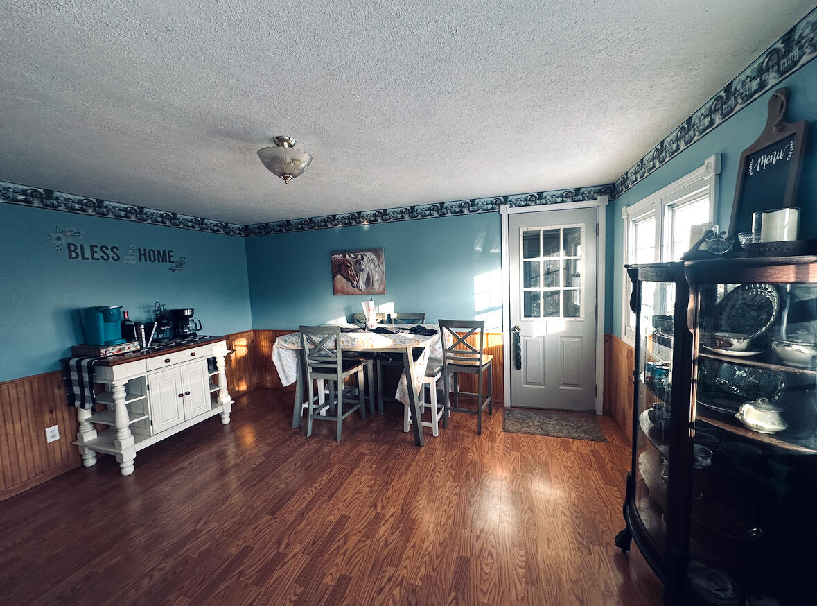 2561 Lake Shore Drive Niles MI 49120