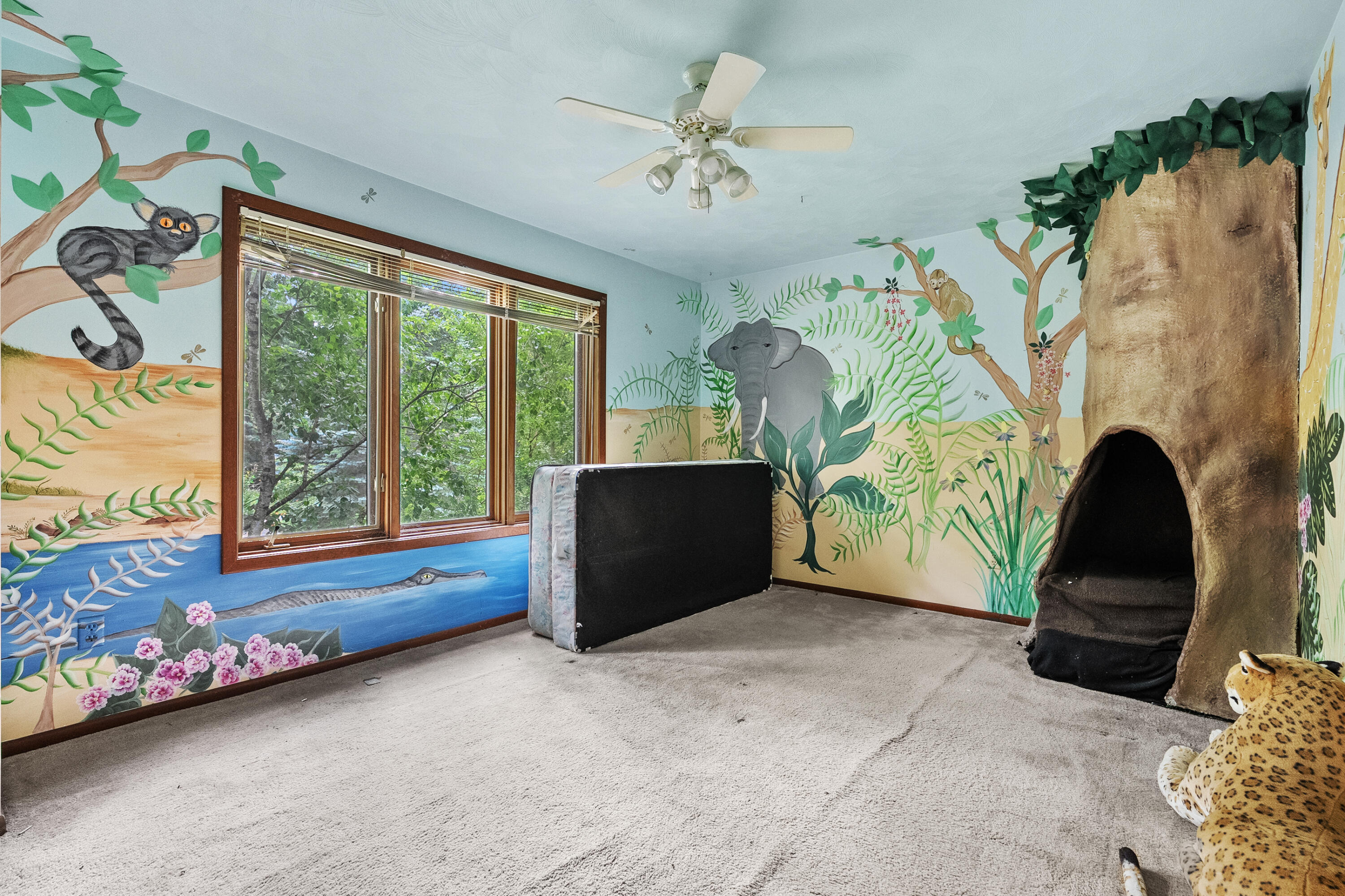 9856 Oak Forest Circle Kalamazoo MI 49009