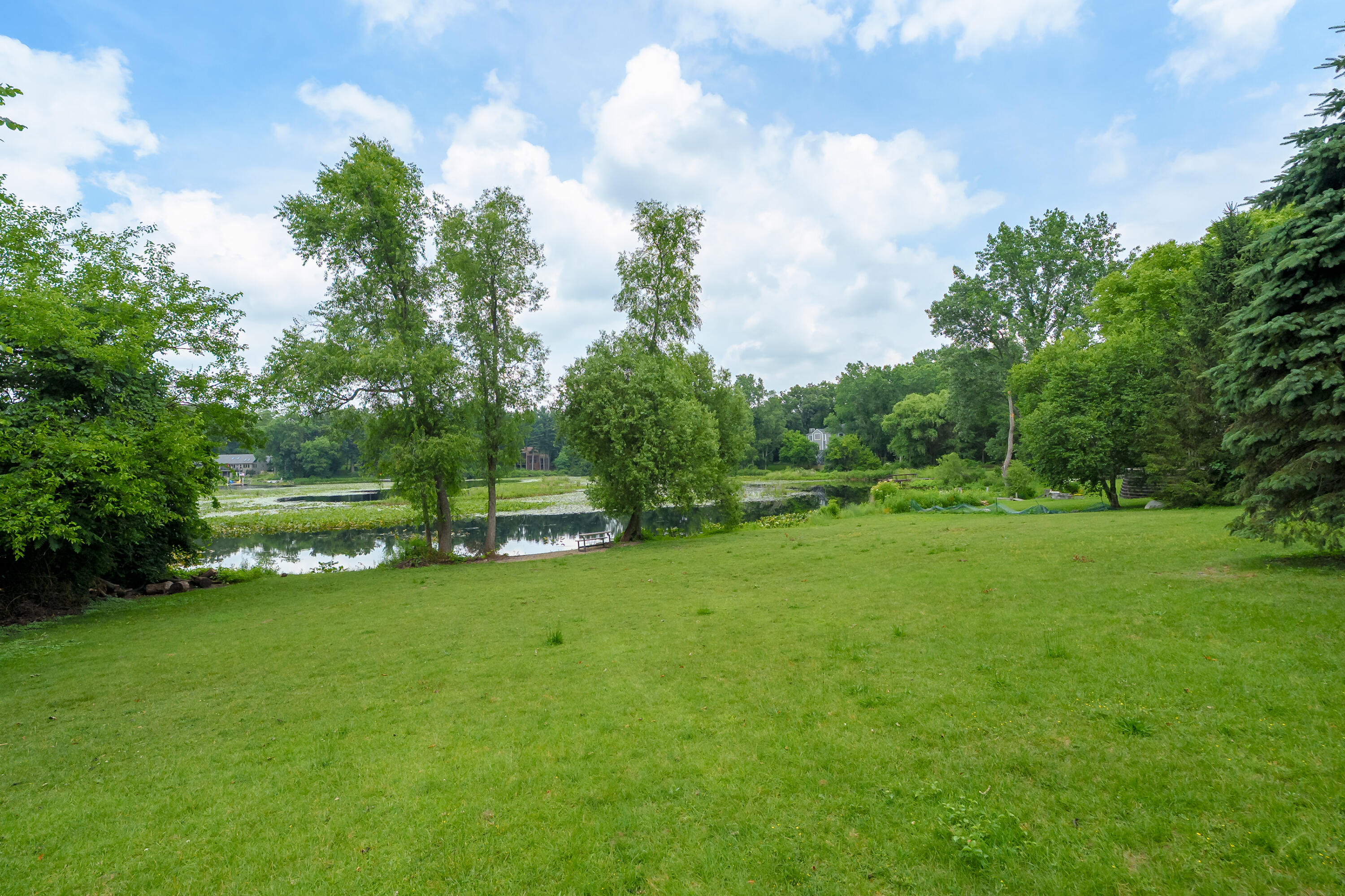 9856 Oak Forest Circle Kalamazoo MI 49009