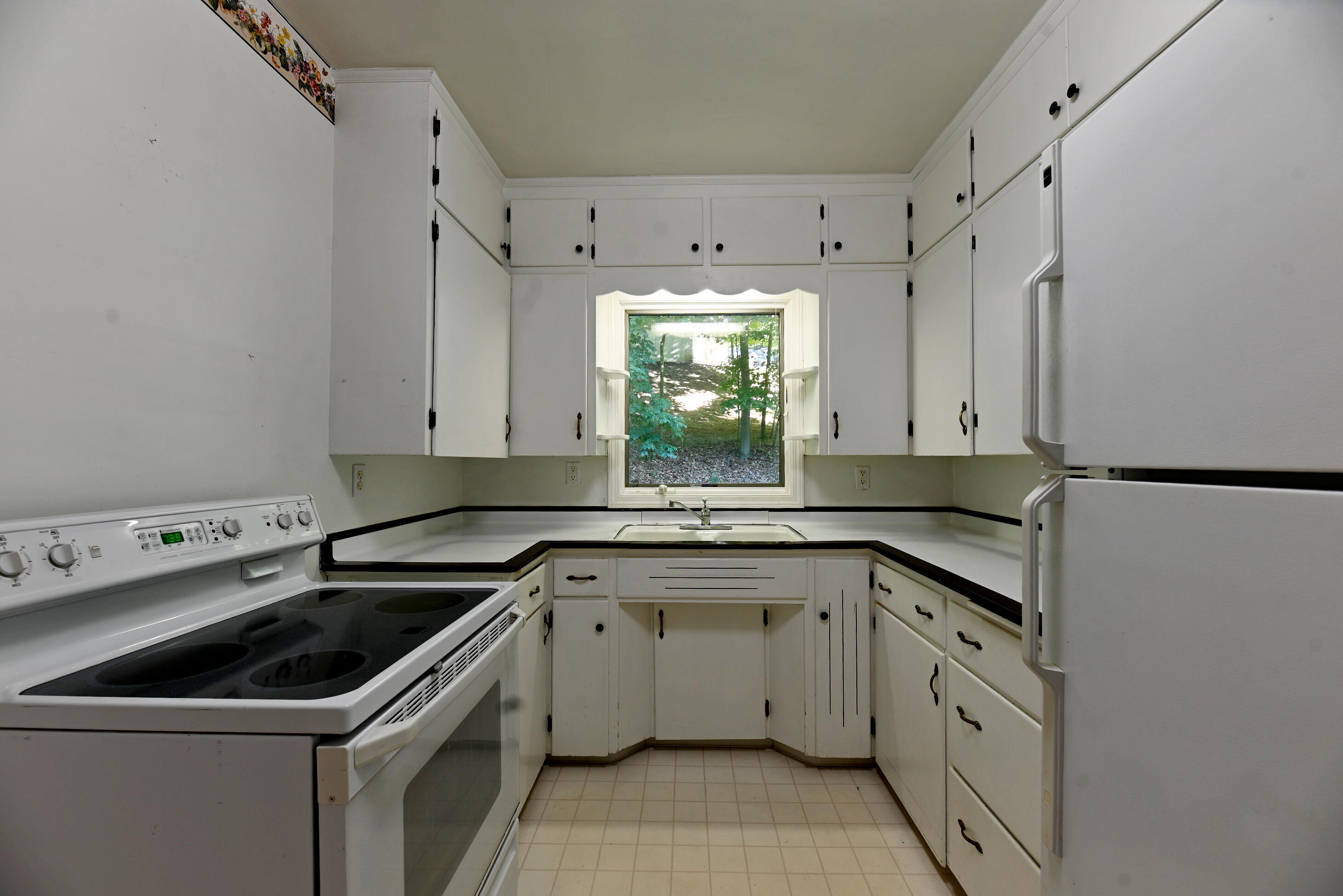 186 Grand Avenue Grand Haven MI 49417