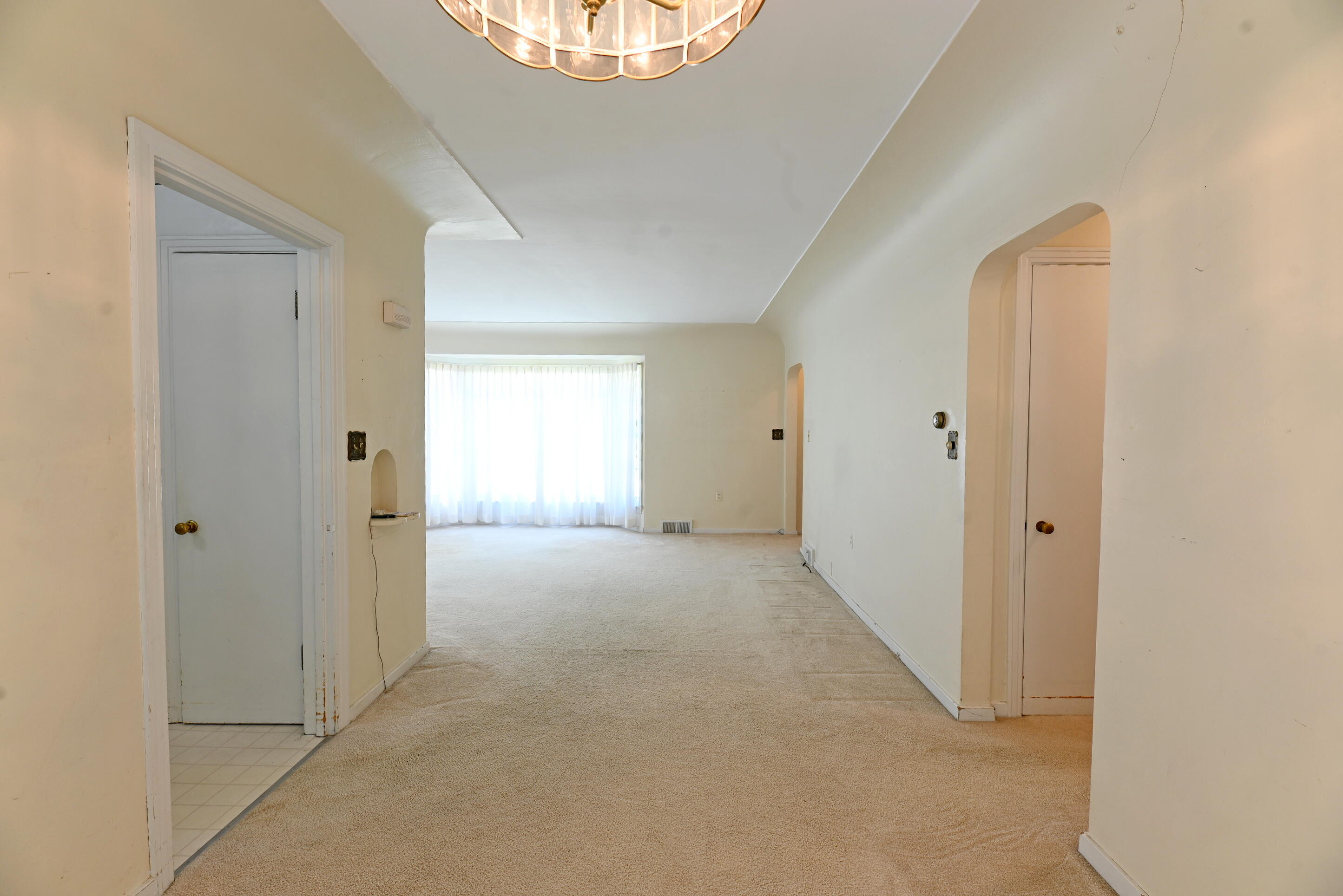 186 Grand Avenue Grand Haven MI 49417