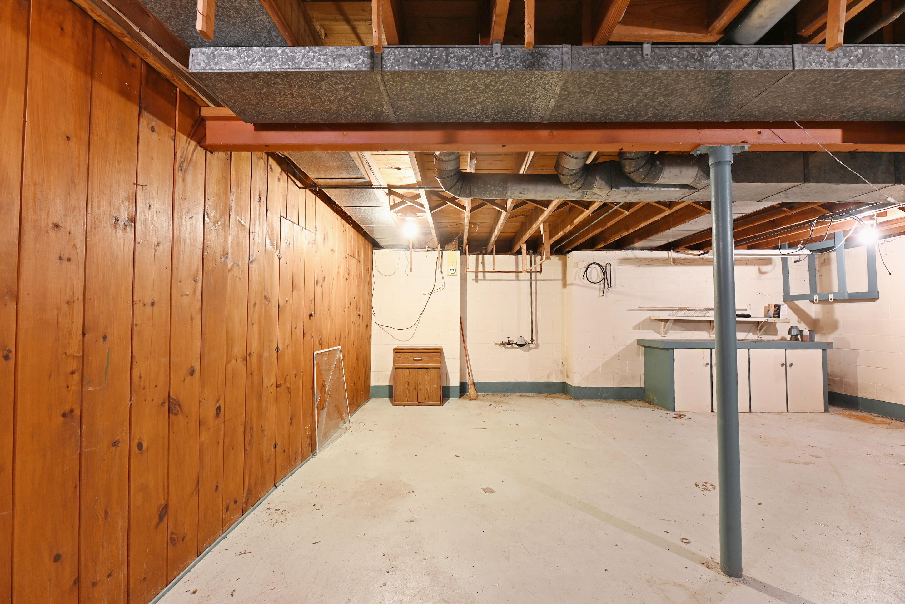 186 Grand Avenue Grand Haven MI 49417