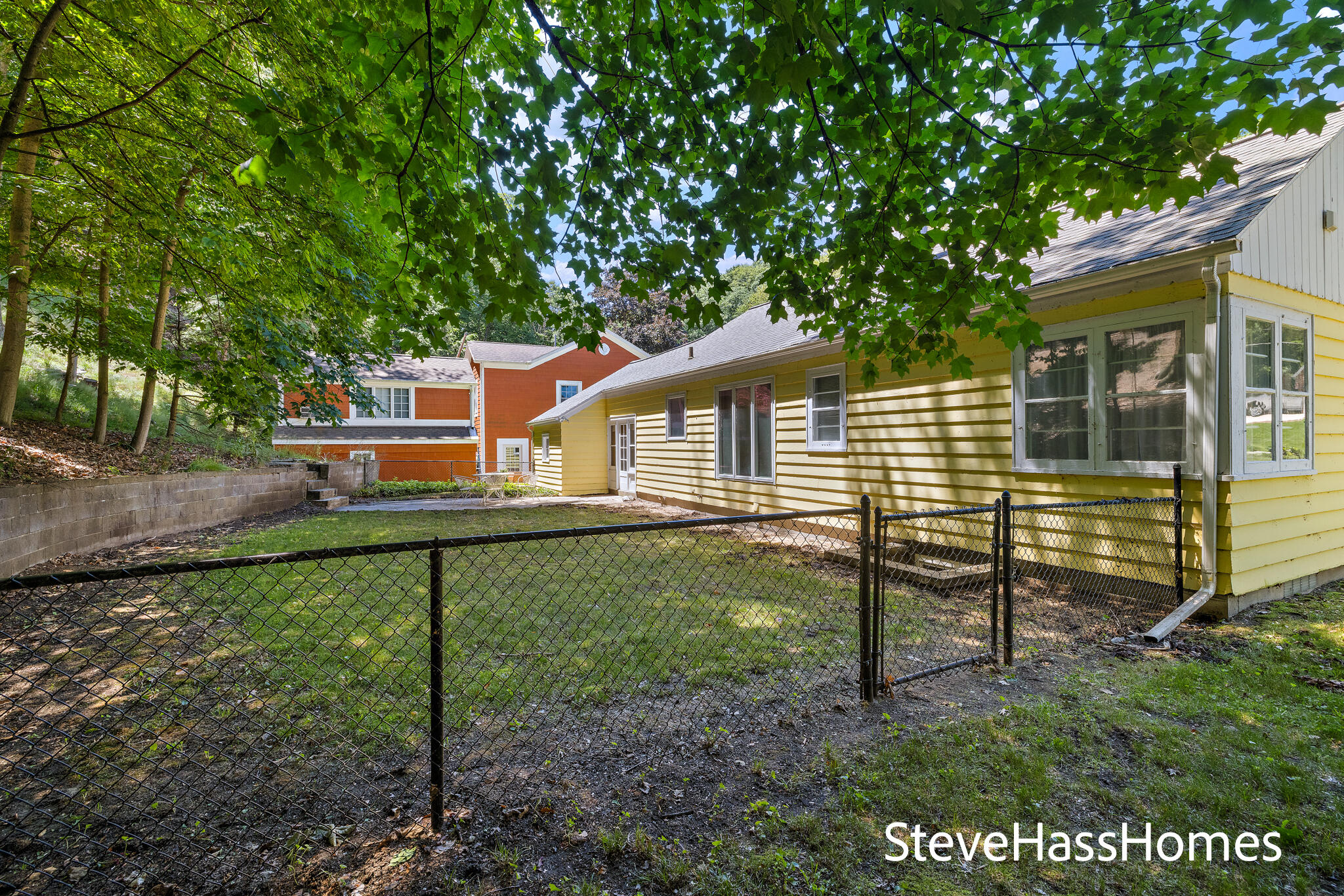 186 Grand Avenue Grand Haven MI 49417