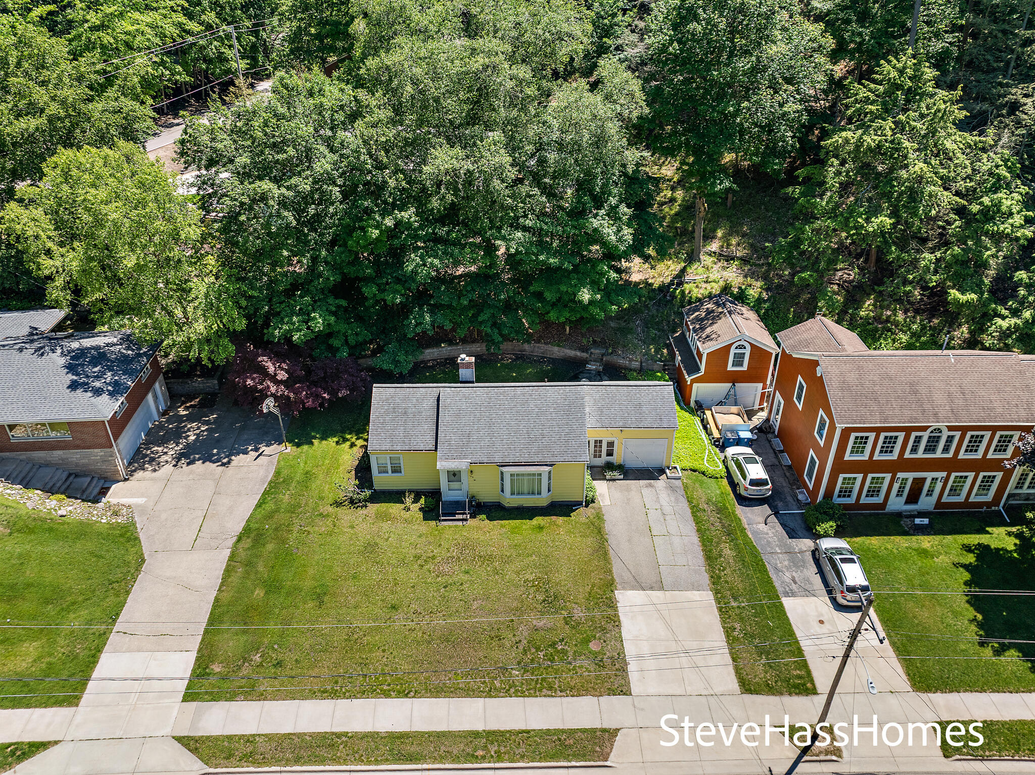 186 Grand Avenue Grand Haven MI 49417