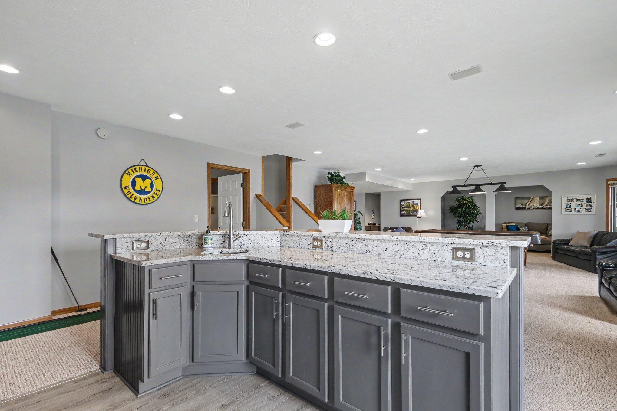 10633 Bridgewater Drive Zeeland MI 49464