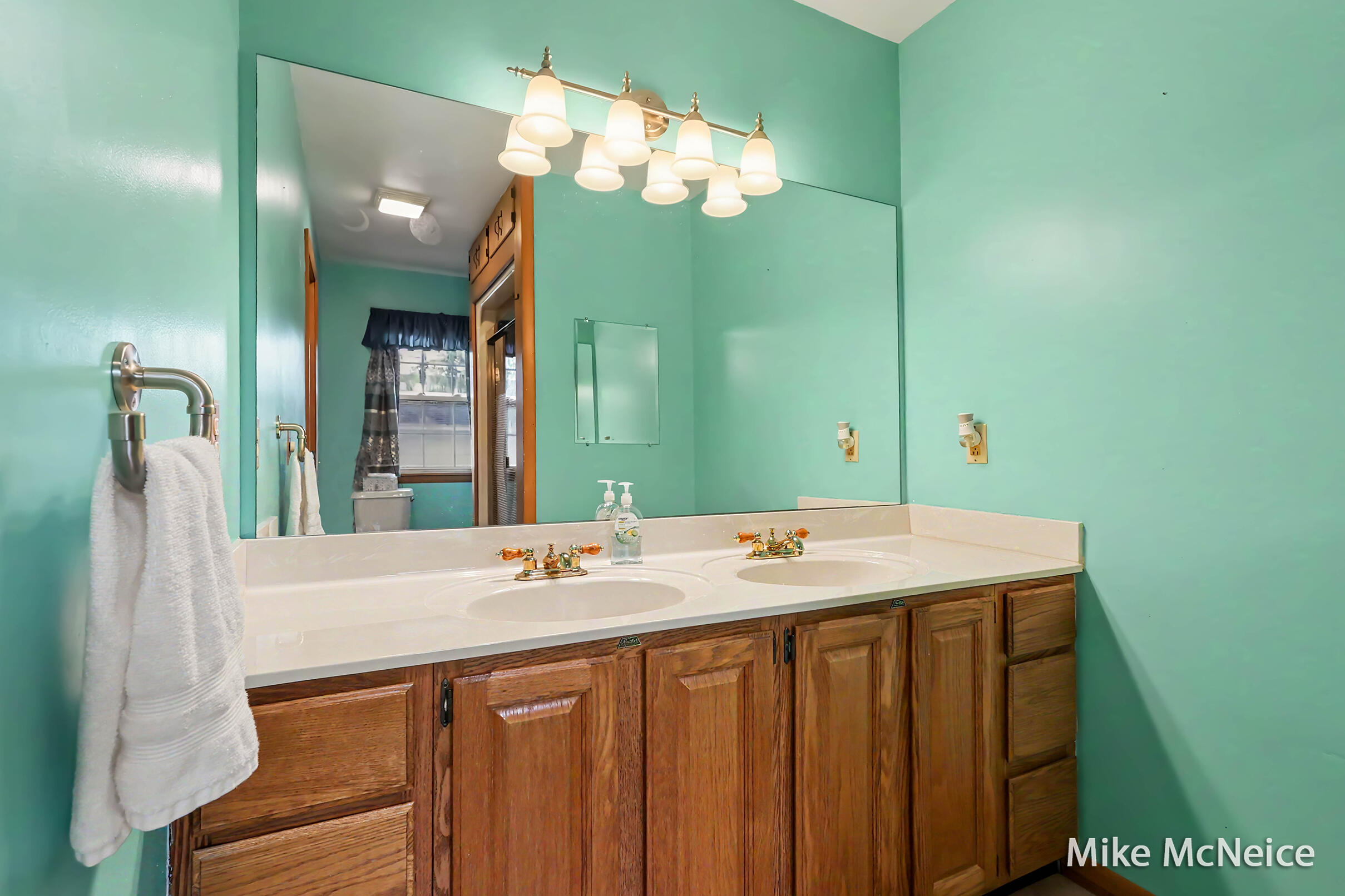 16182 Lincoln Street Grand Haven MI 49417