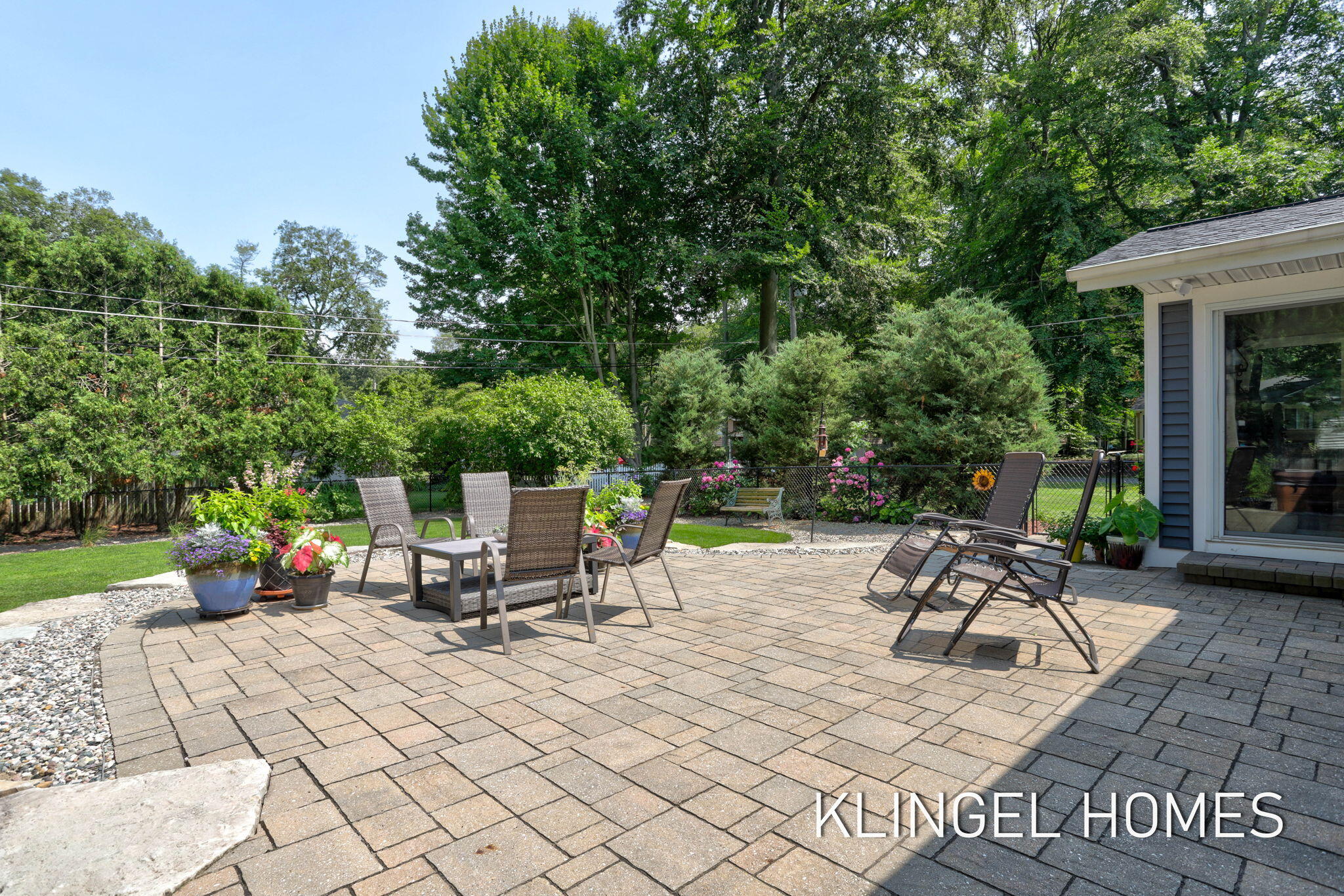 1371 Edgewood Drive Holland MI 49424